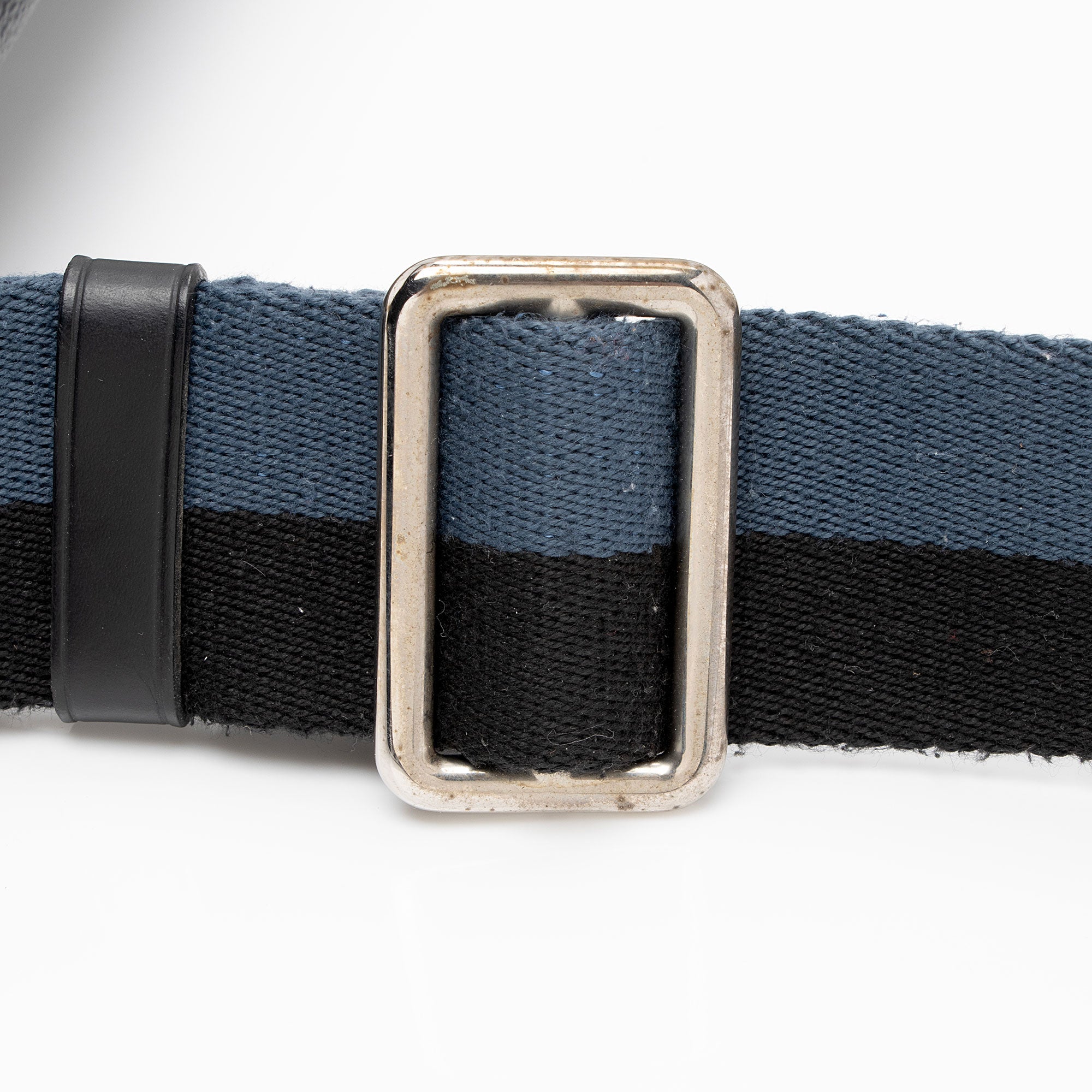 Louis Vuitton Damier Graphite District MM Messenger