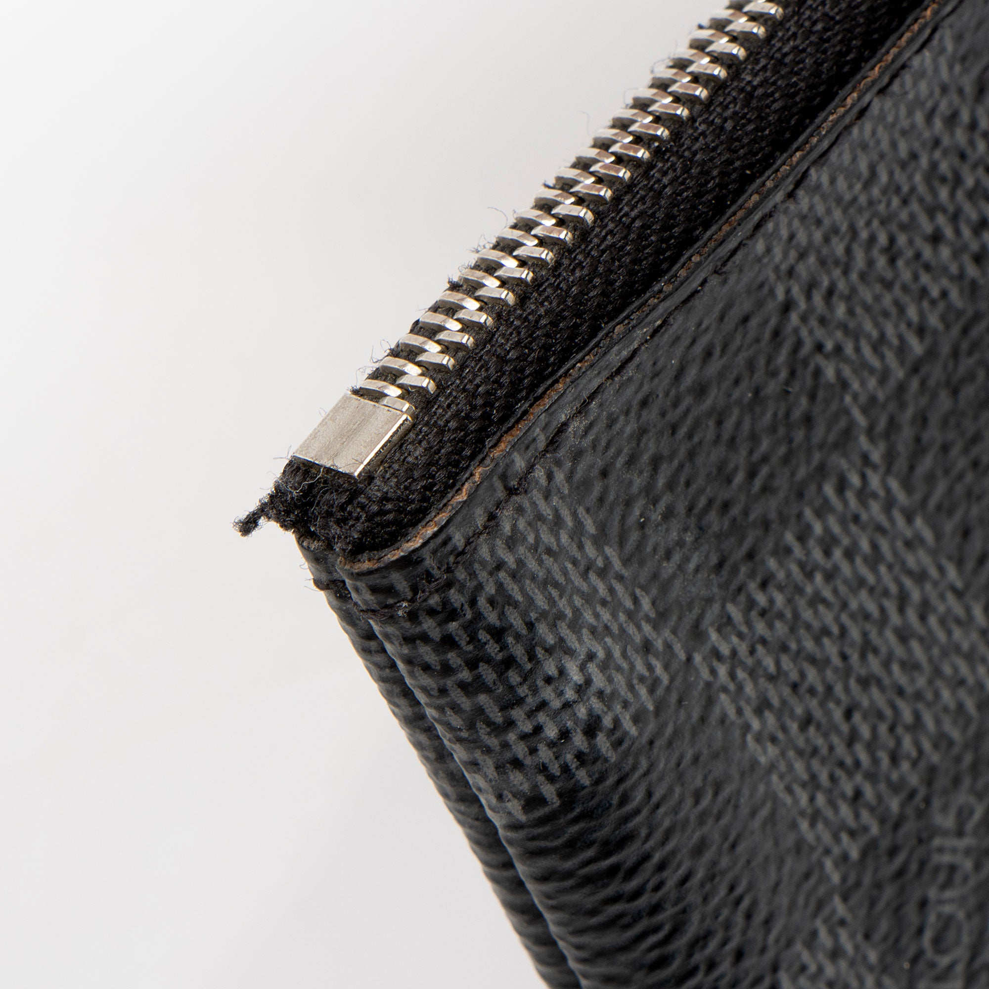 Louis Vuitton Damier Graphite Key Pouch