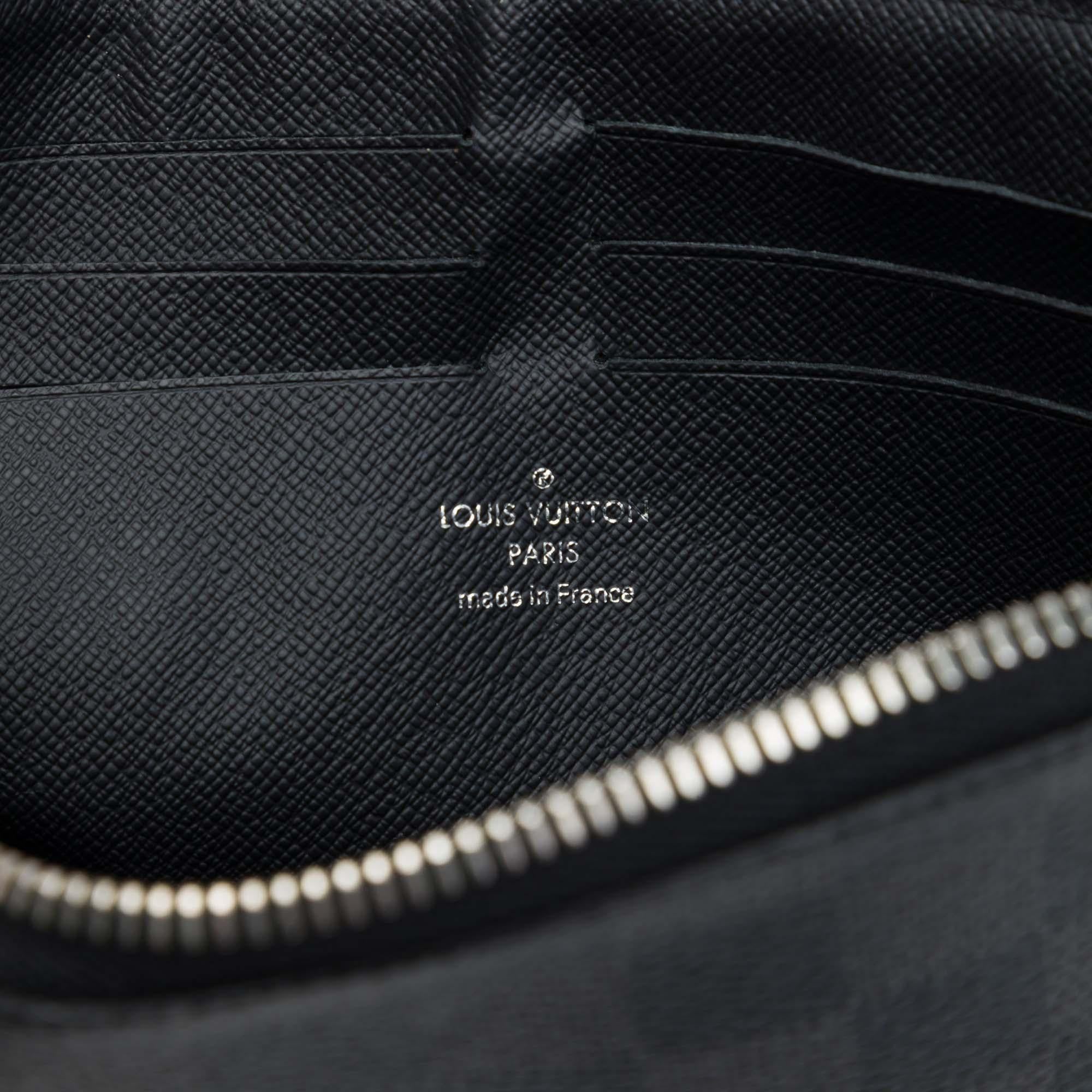 Louis Vuitton Damier Graphite Pochette Jour PM