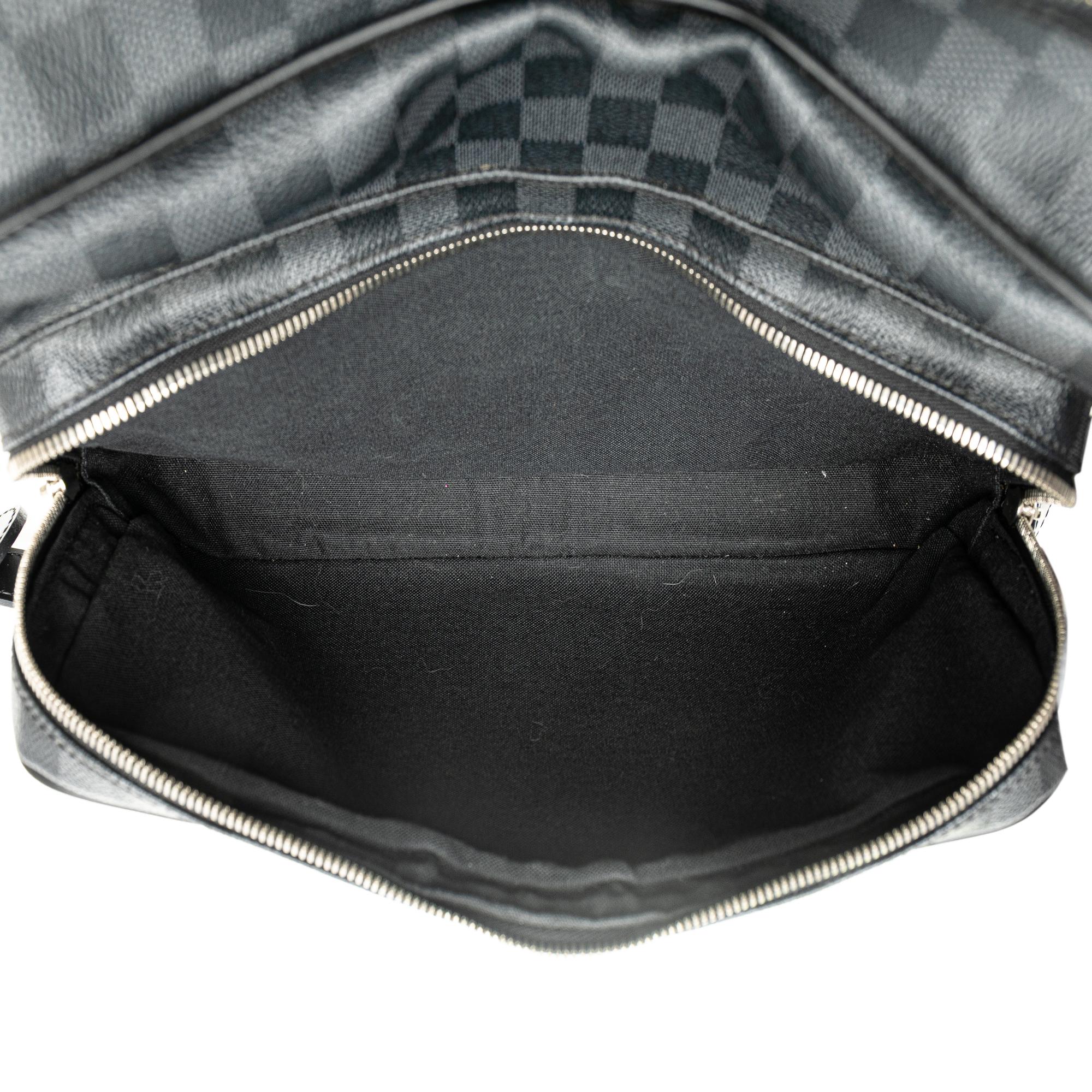 Louis Vuitton Damier Graphite Sac Leoh