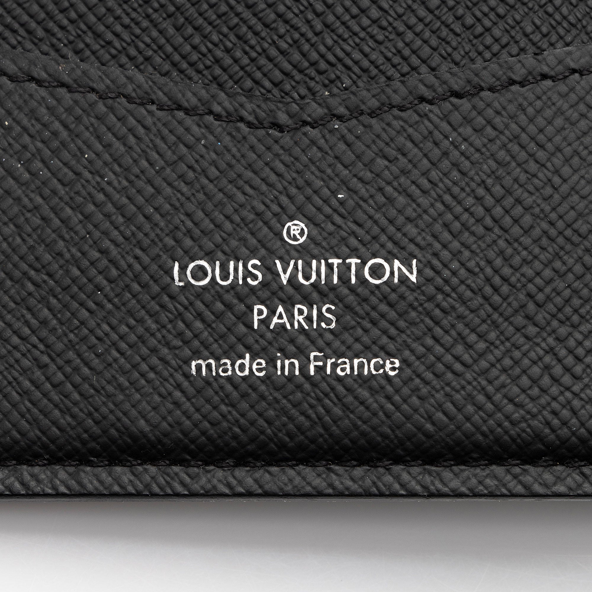 Louis Vuitton Damier Graphite Slender ID Bi-Fold Wallet (SHF-BrbsY1)
