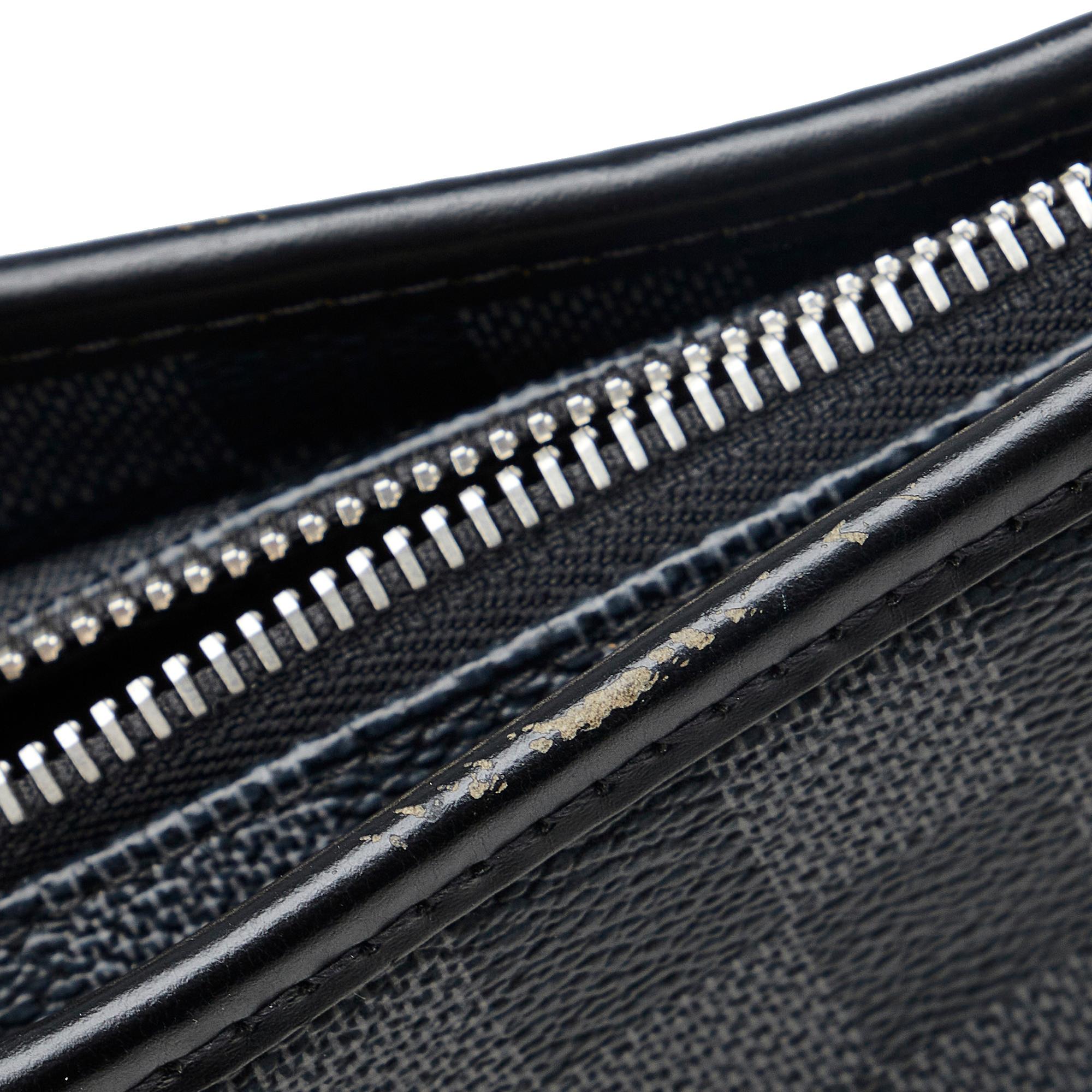 Louis Vuitton Damier Graphite Tadao PM (SHG-Ptb3QR)