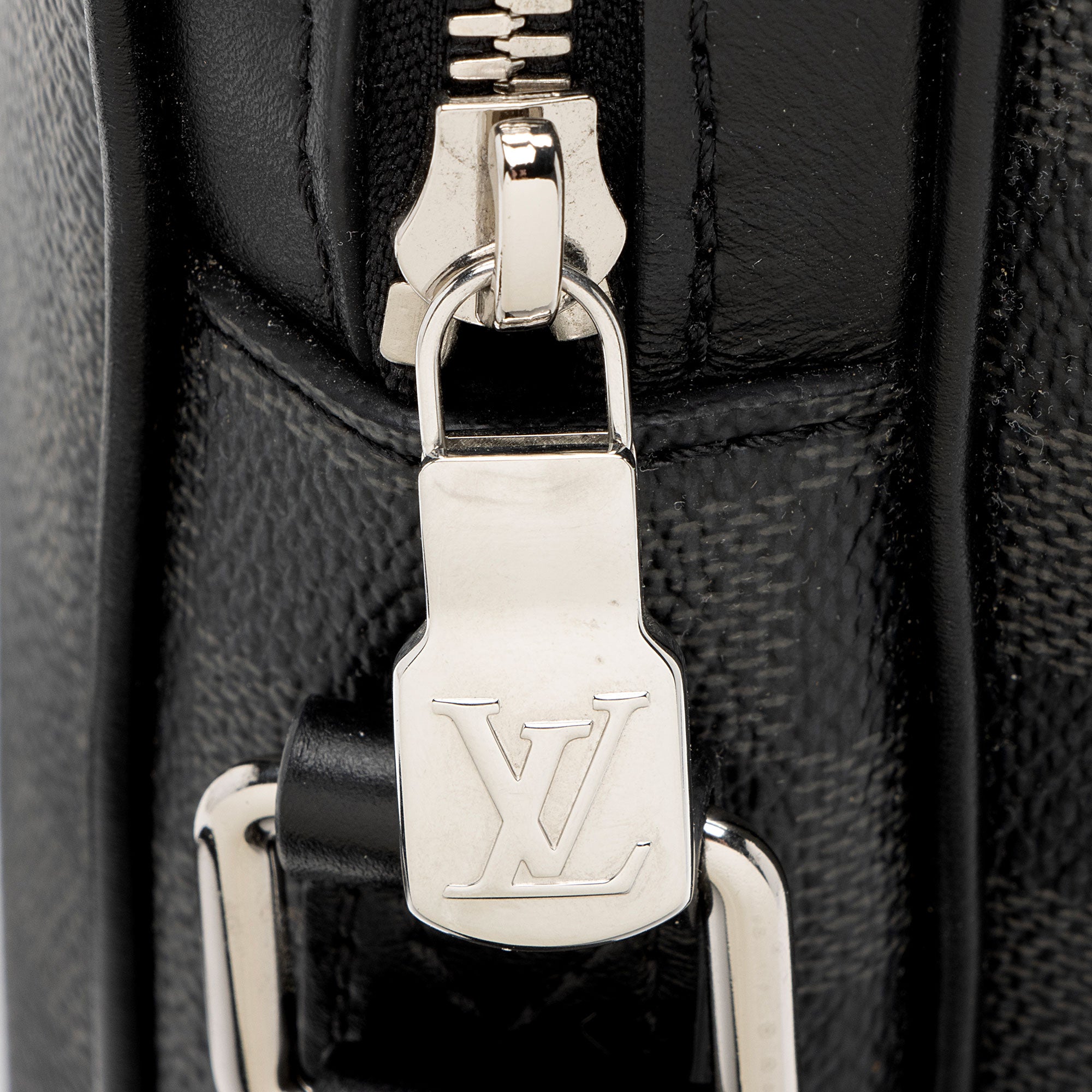 Louis Vuitton Damier Graphite Trocadero PM NM Shoulder Bag