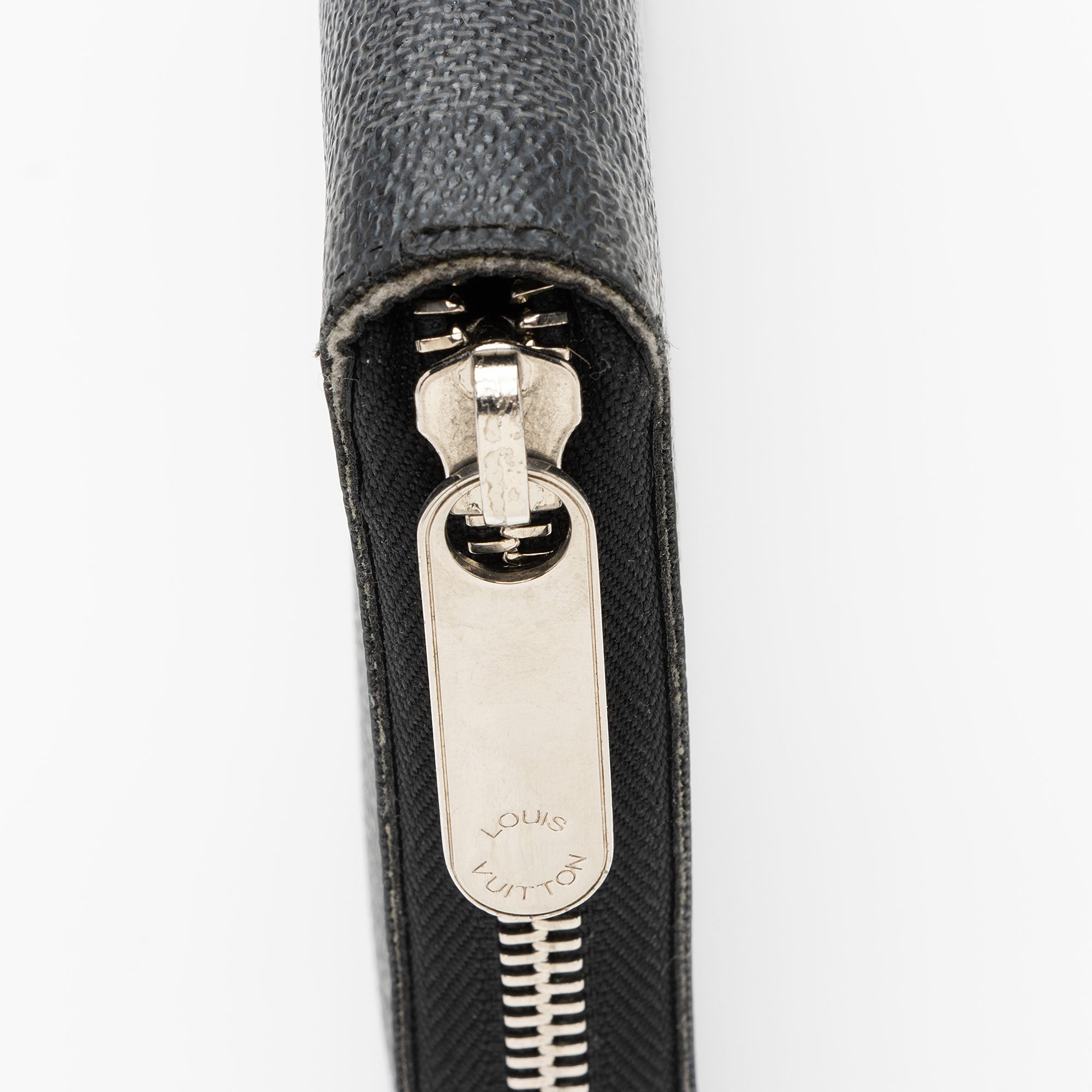 Louis Vuitton Damier Graphite Zippy Organizer Wallet (SHF-kISizs)