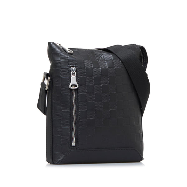 Discovery Messenger Bag Damier Infini Leather PM