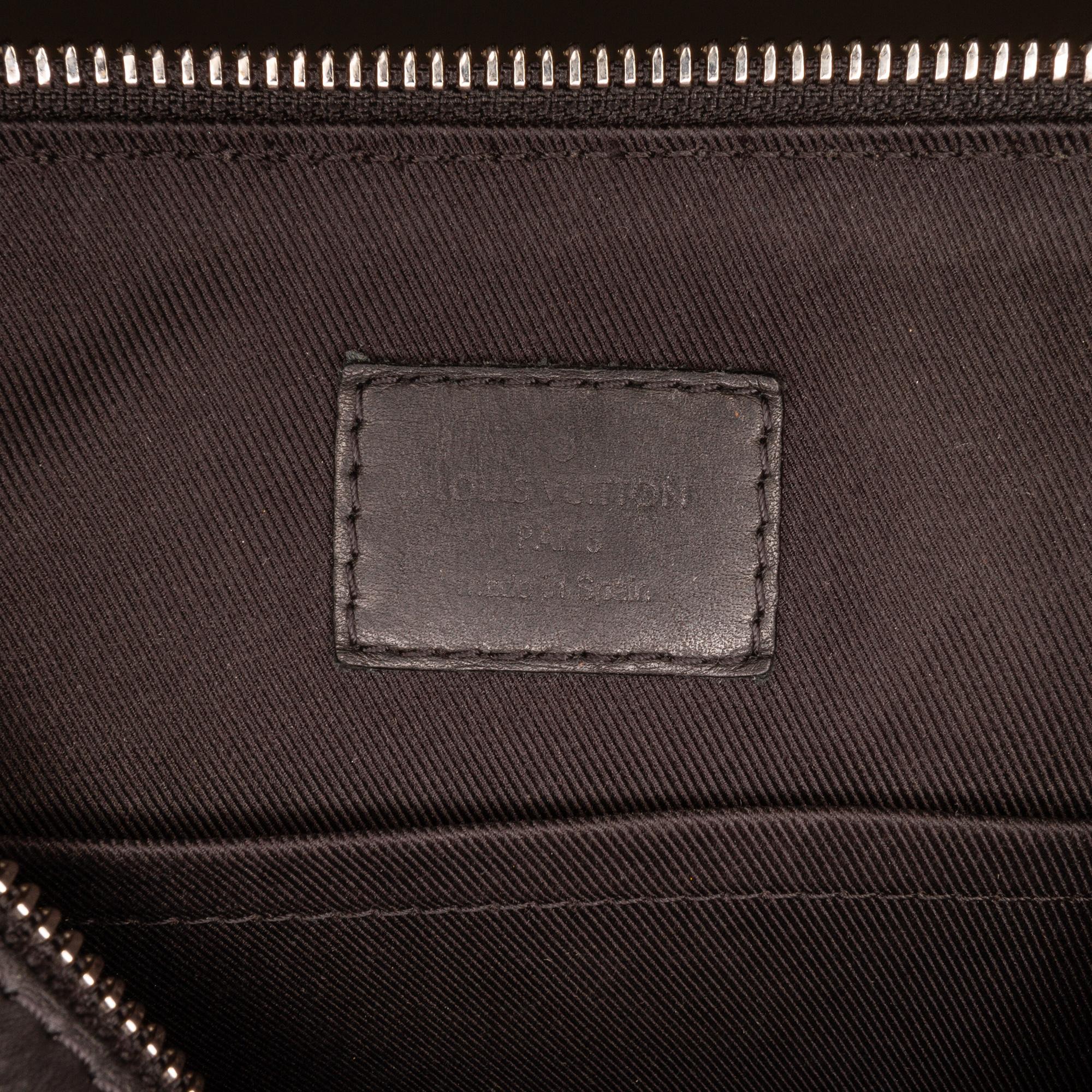Louis Vuitton Damier Infini Discovery Messenger BB (SHG-xBkVzV)