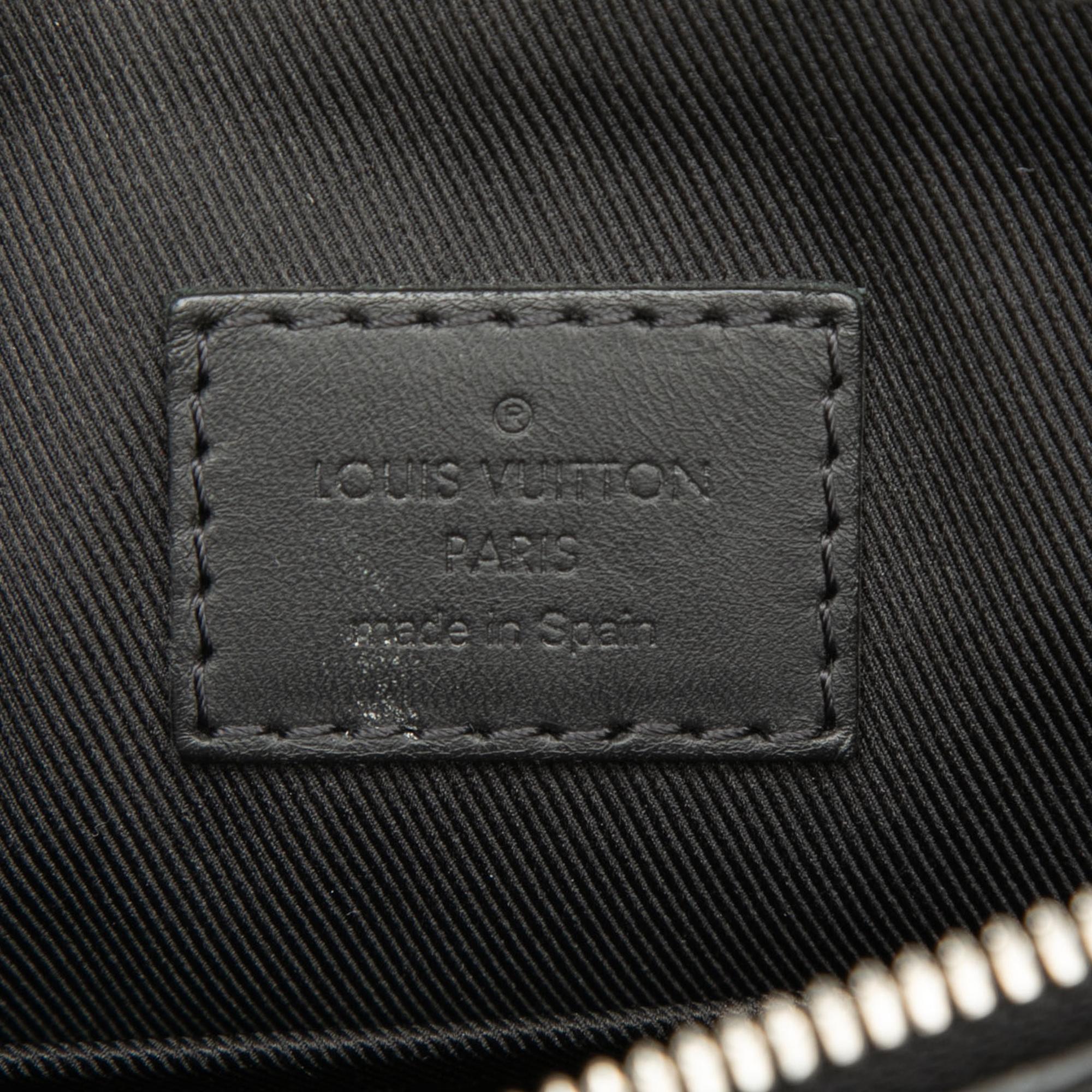 Louis Vuitton Damier Infini Discovery Messenger BB