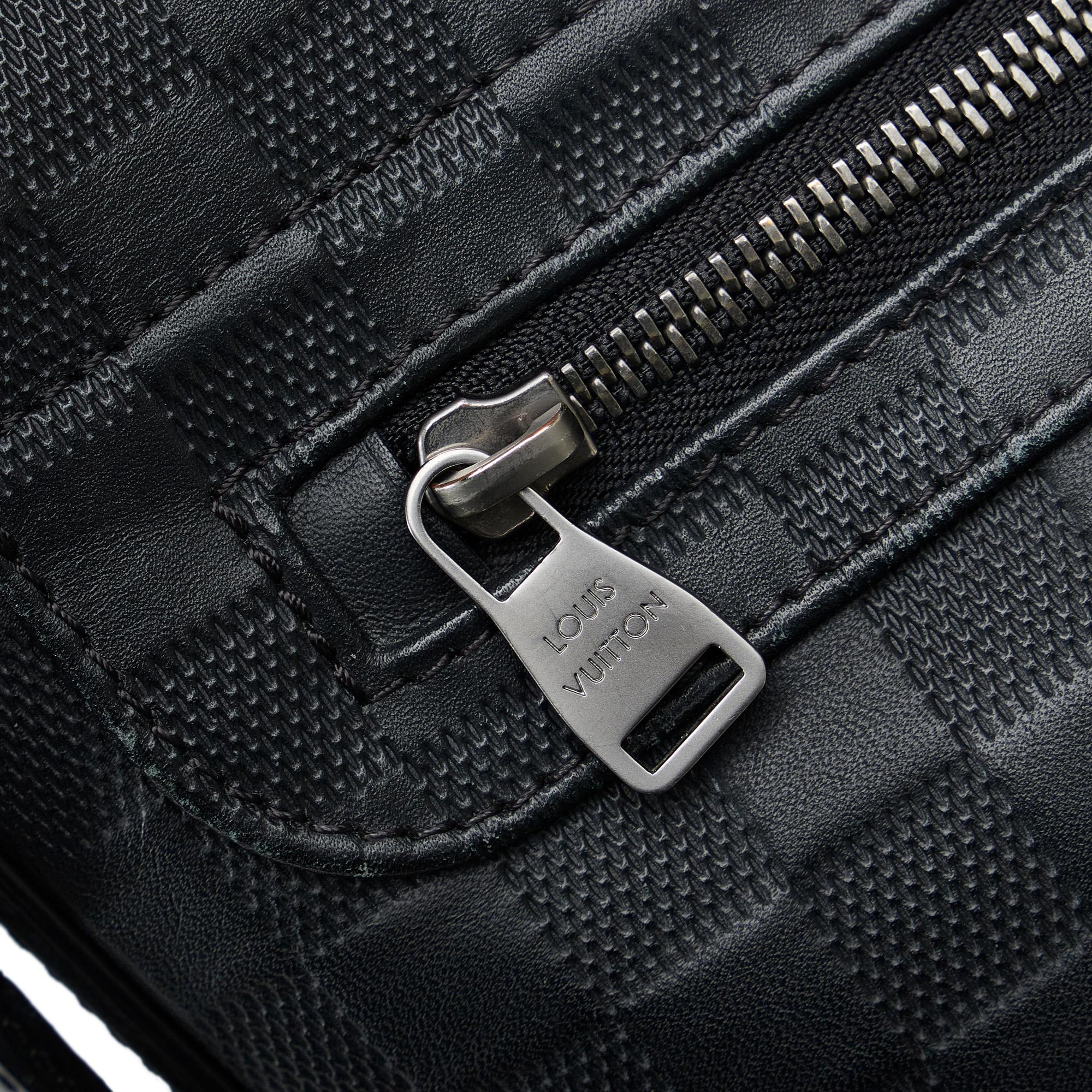 Louis Vuitton Damier Infini District PM (SHG-T3JqDP)