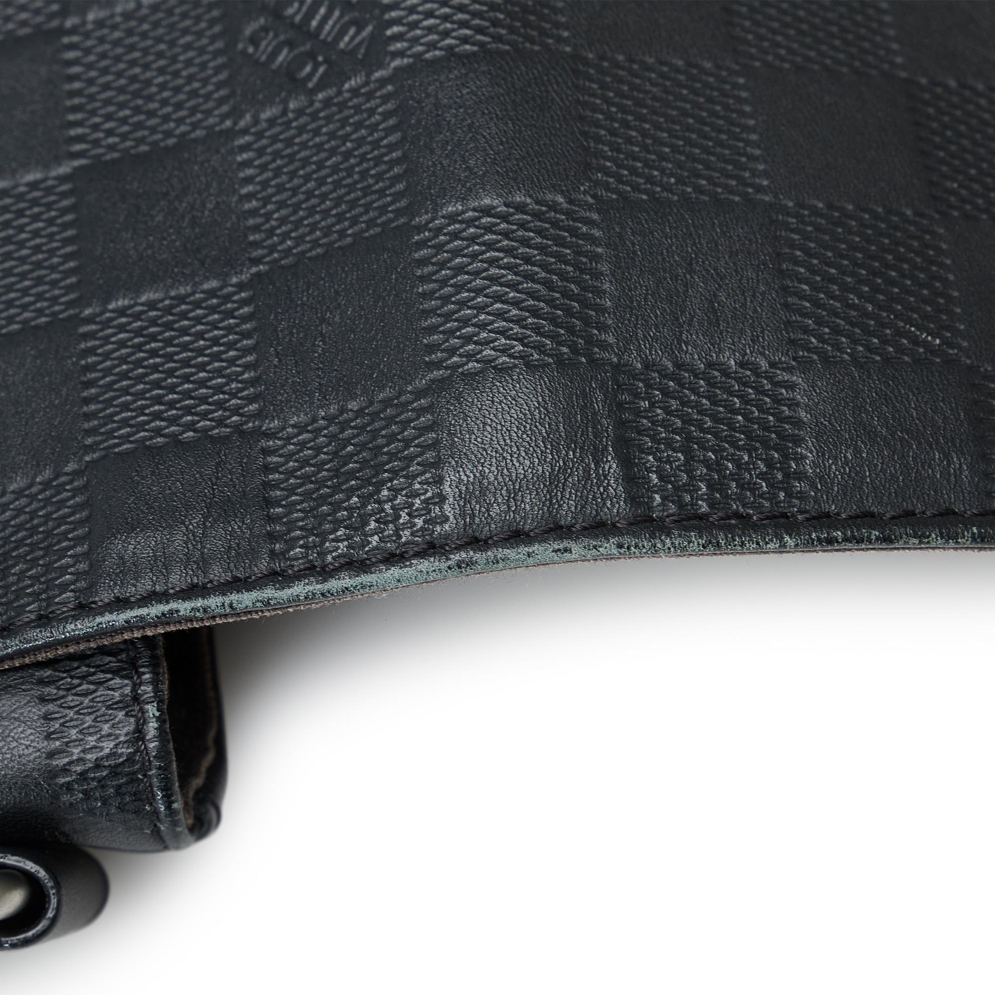Louis Vuitton Damier Infini District PM (SHG-T3JqDP)