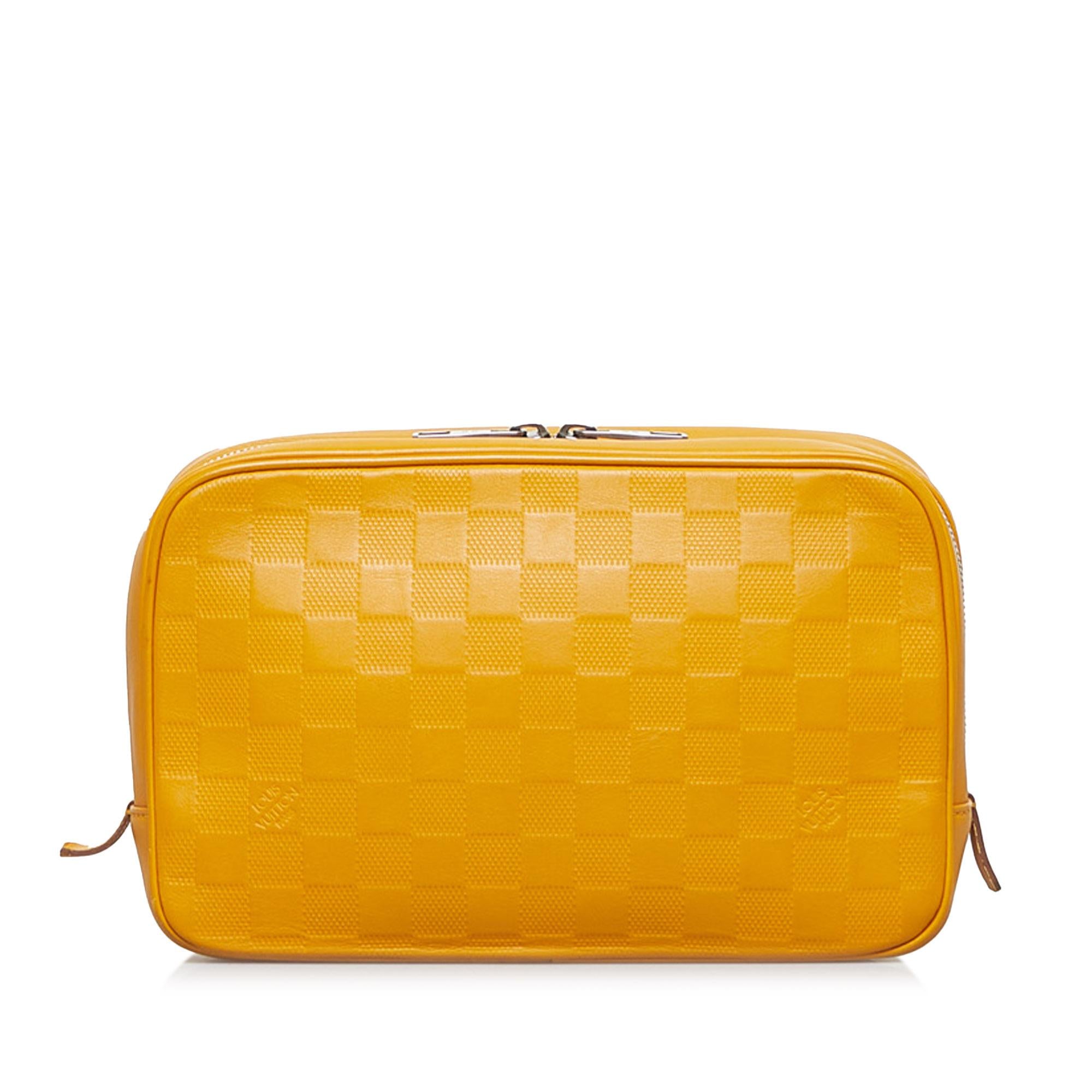 Louis Vuitton Damier Infini Toiletry Pouch (SHG-xMN2YT)