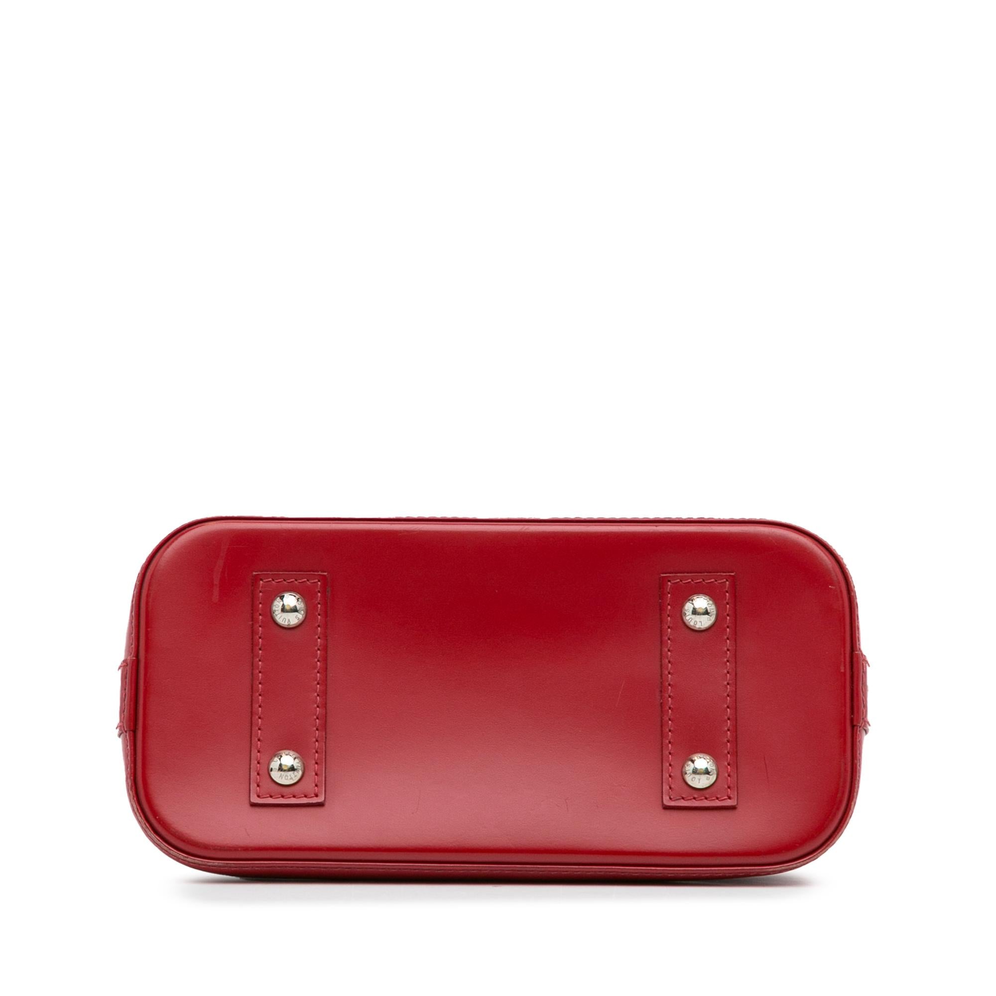 Louis Vuitton Epi Alma BB (SHG-x4Twy2)