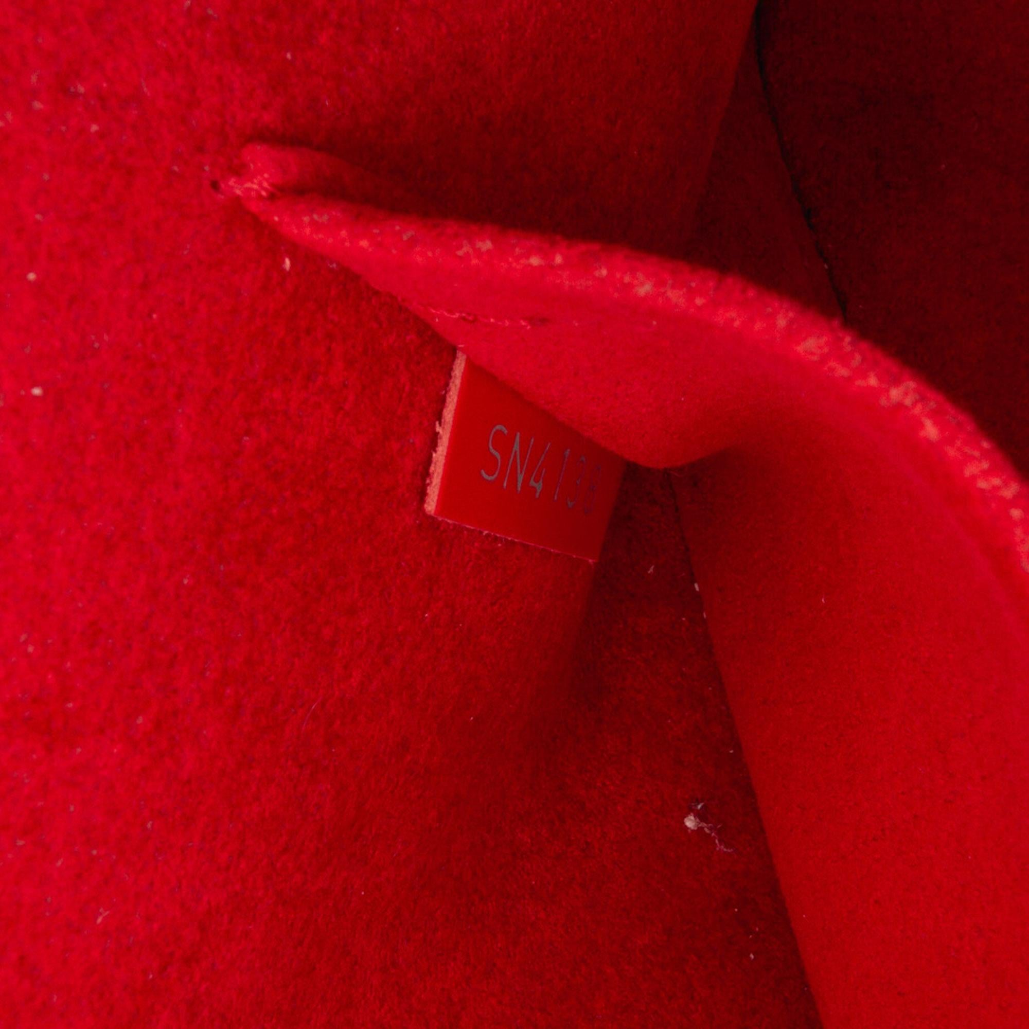 Louis Vuitton Epi Alma BB (SHG-b4lAAN)