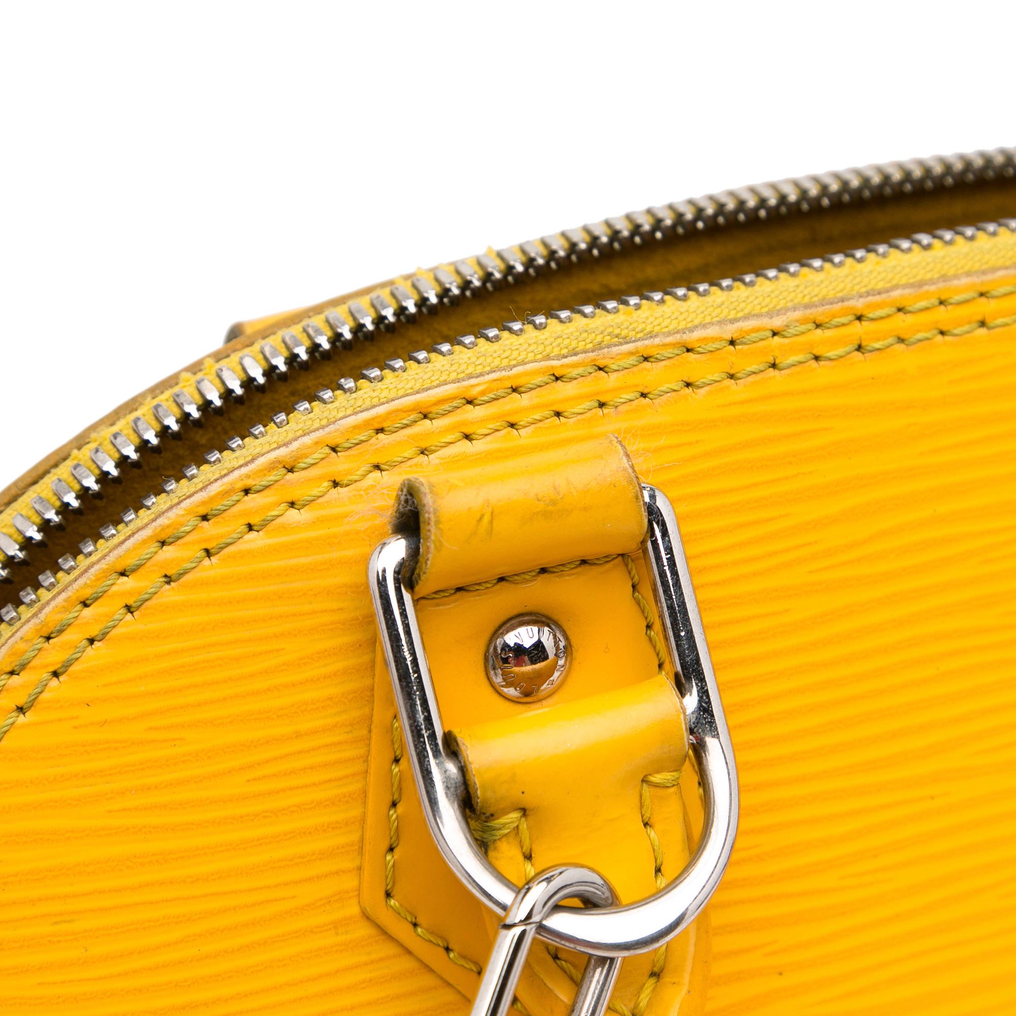Louis Vuitton Epi Alma BB (SHG-BLzt4S)