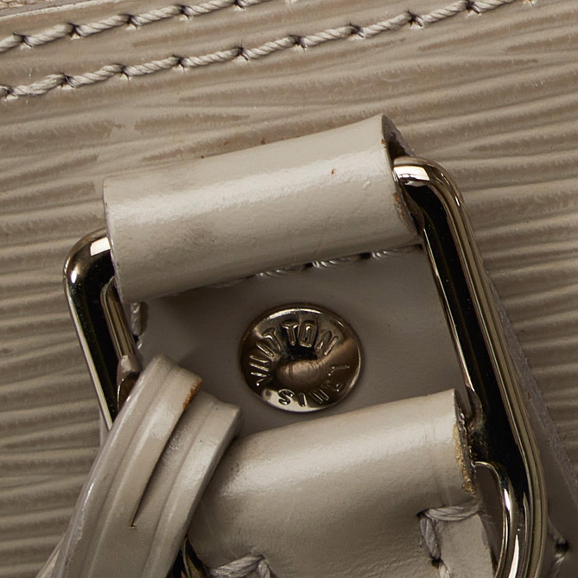 Louis Vuitton Epi Alma PM (SHG-RaOMX5)