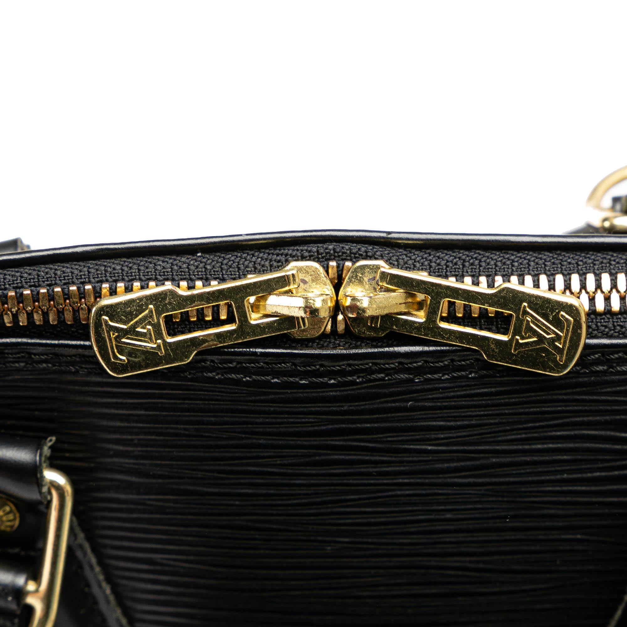 Louis Vuitton Epi Alma PM (SHG-BU9g5h)