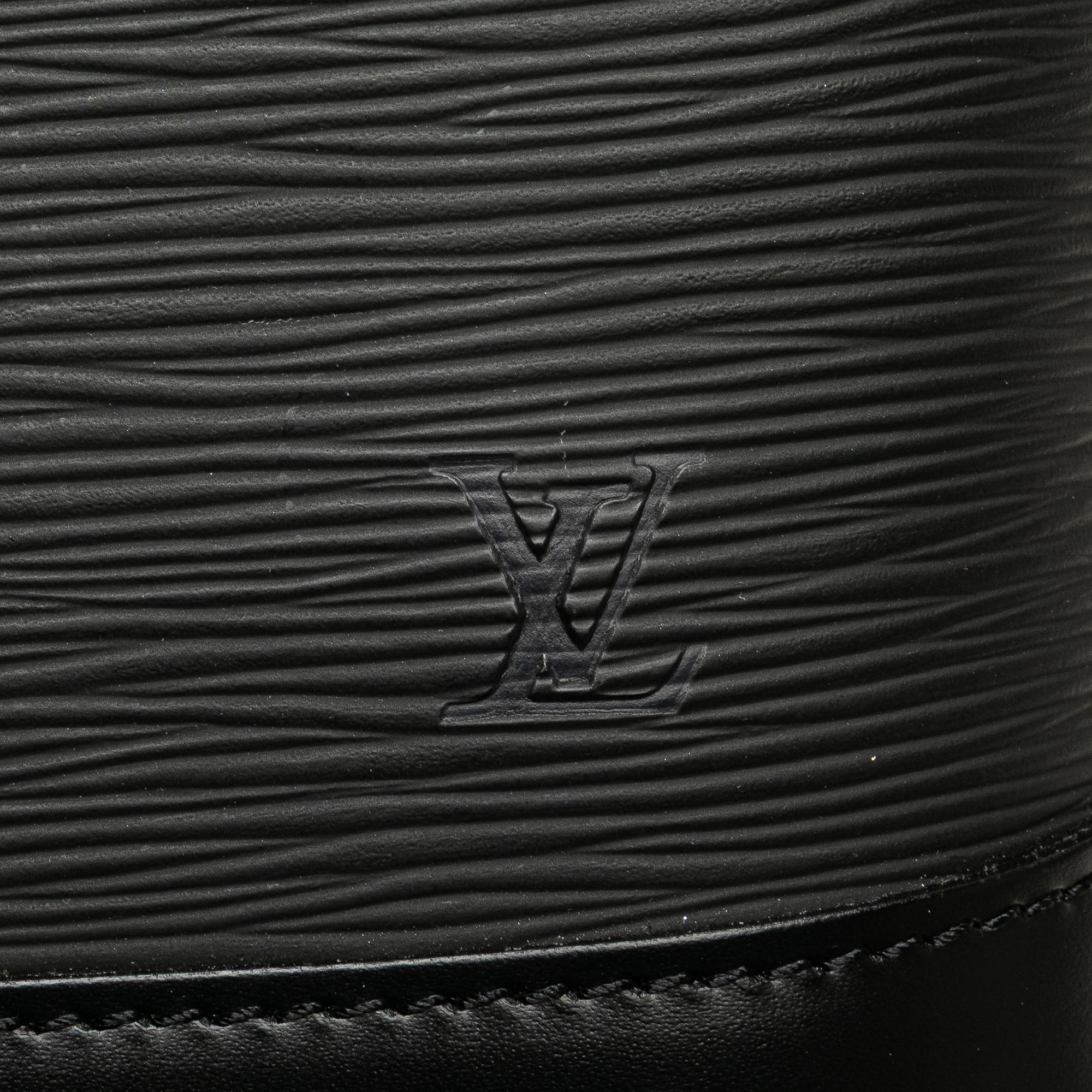 Louis Vuitton Epi Alma PM
