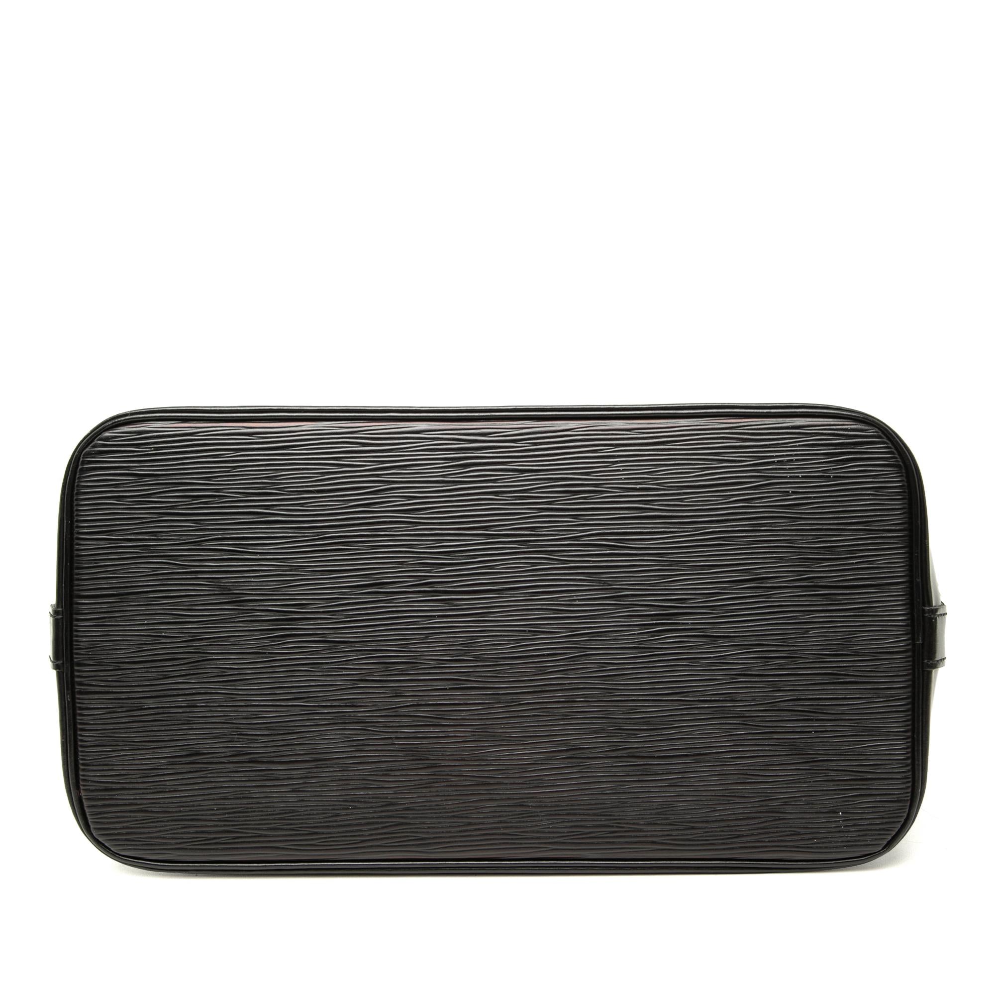 Louis Vuitton Epi Alma PM