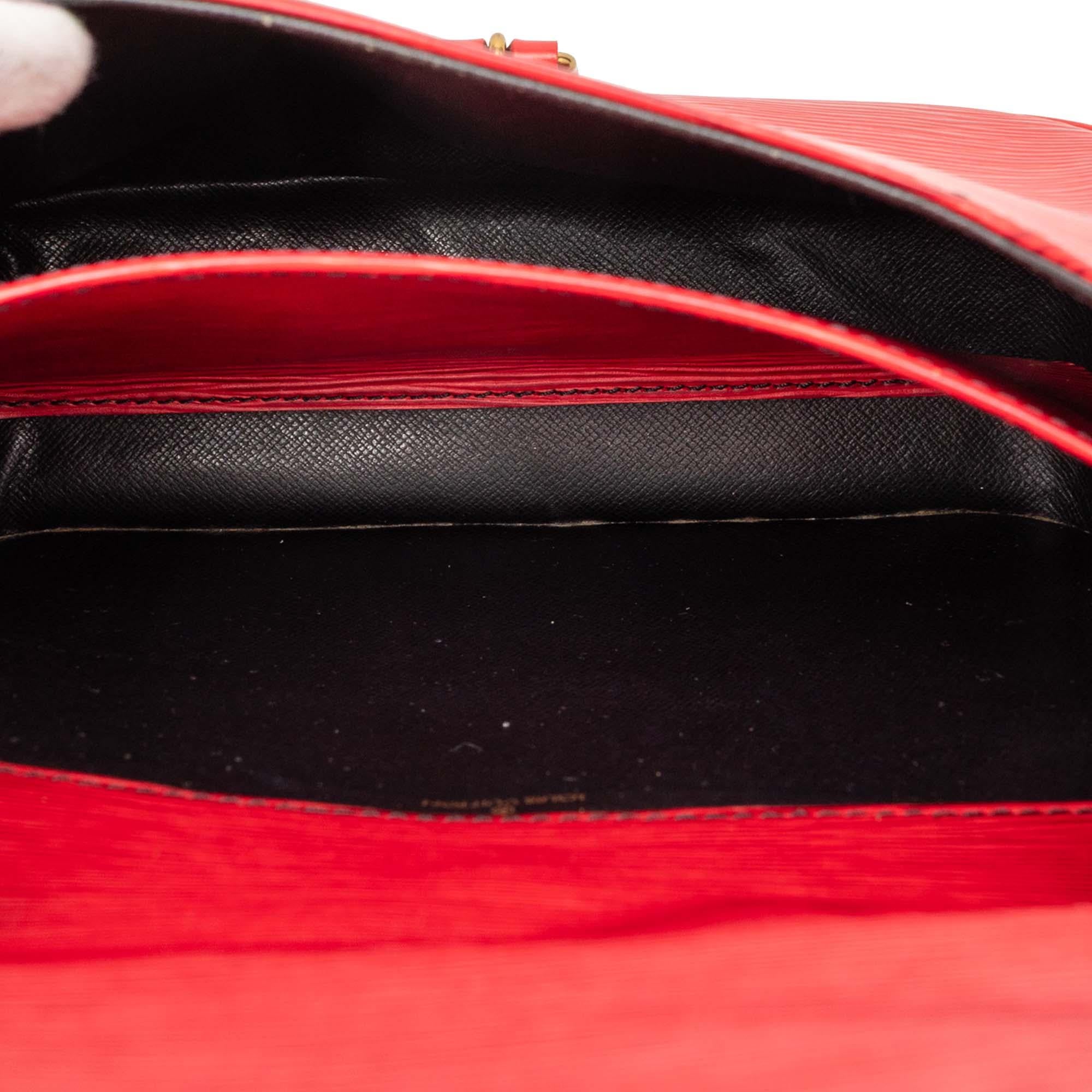 Louis Vuitton Epi Cartouchiere MM