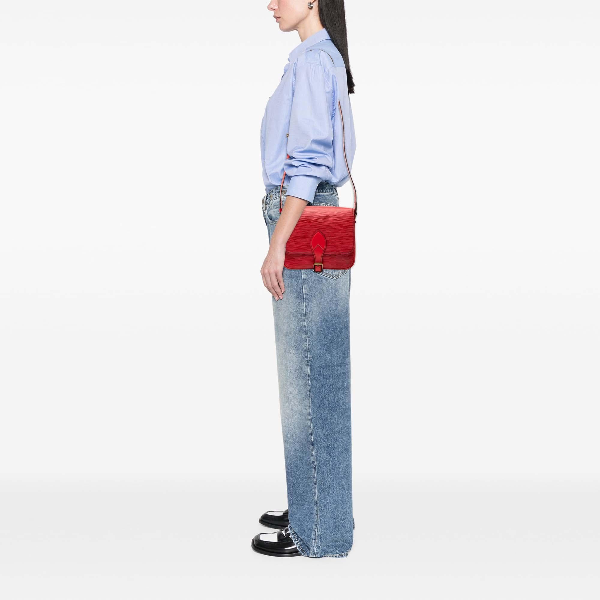 Louis Vuitton Epi Cartouchiere MM