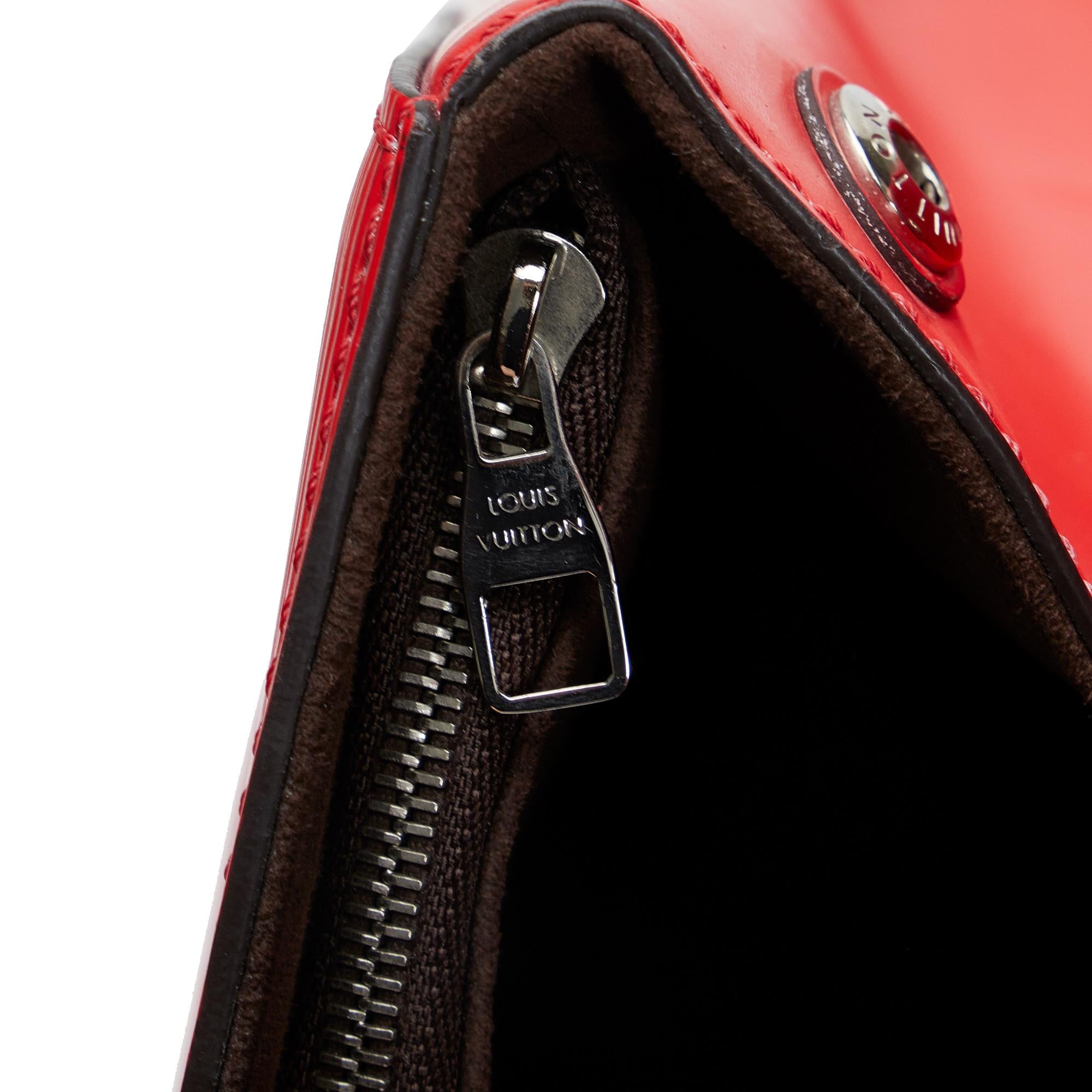 Louis Vuitton Epi Cluny BB (SHG-F2Ob66)