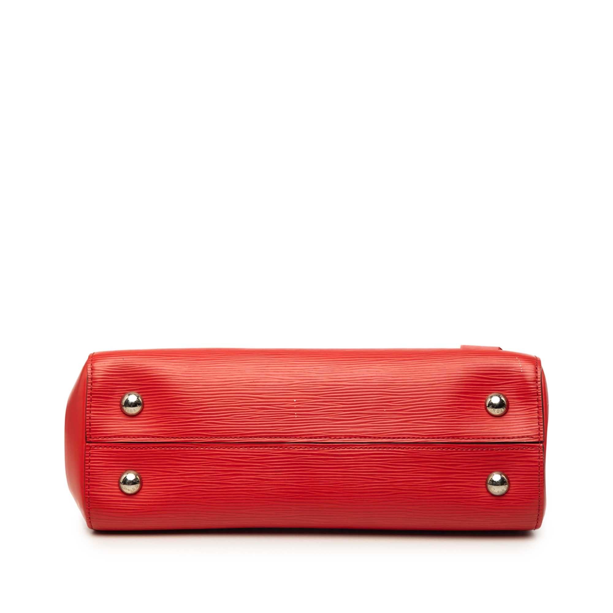 Louis Vuitton Epi Cluny MM