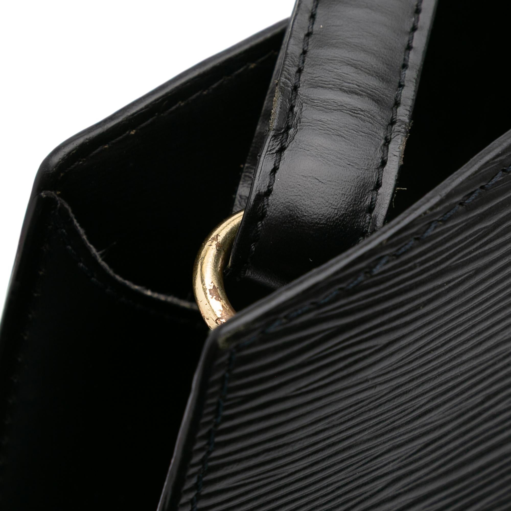 Louis Vuitton Epi Cluny