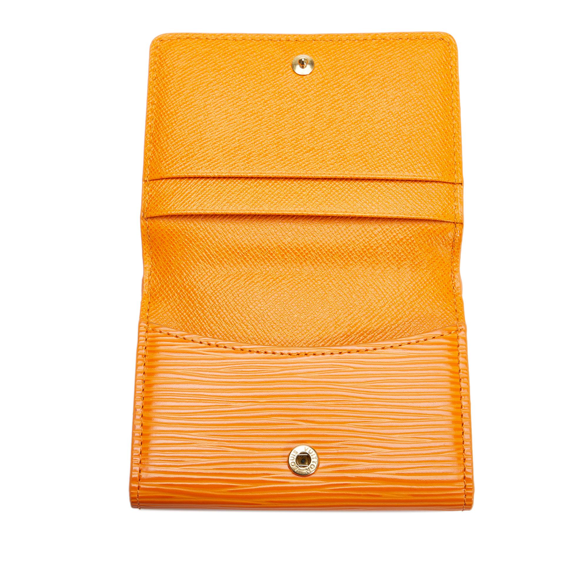 Louis Vuitton Epi Coin Purse (SHG-AoGDJu)