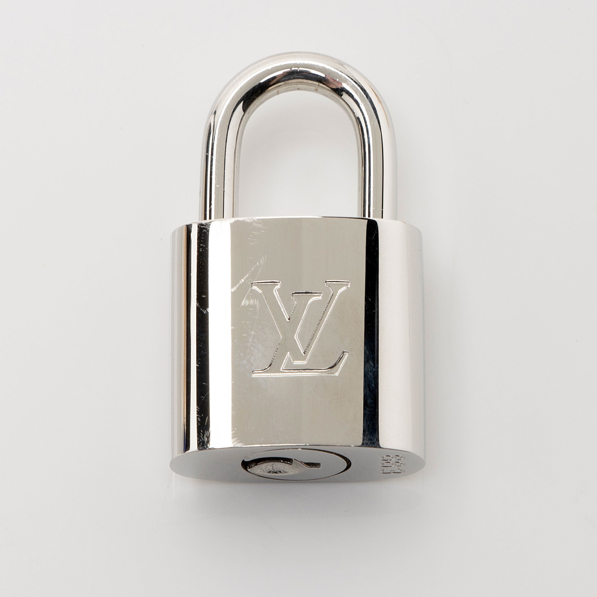 Louis Vuitton Epi Leather Alma BB Satchel (SHF-B9m2oM)