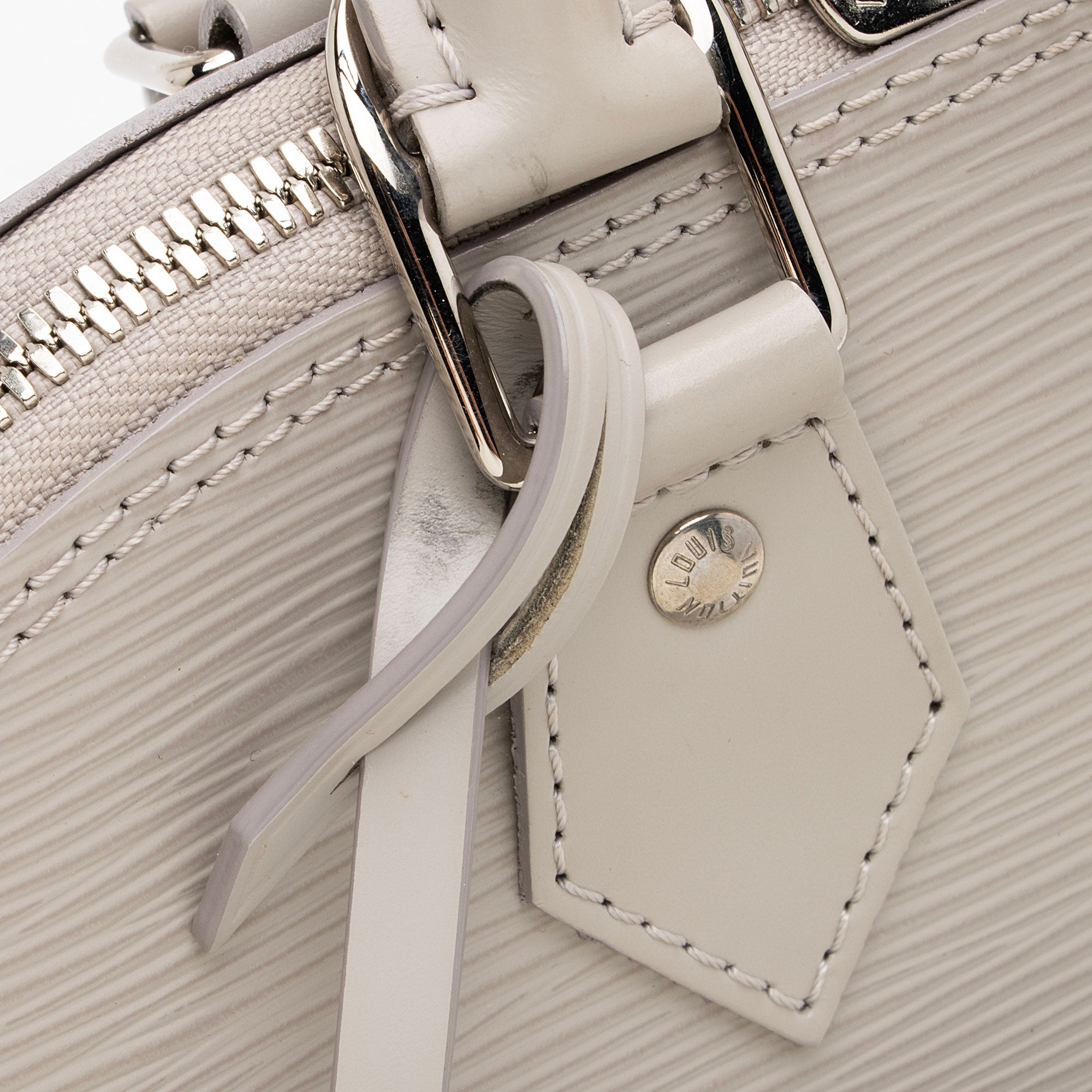 Louis Vuitton Epi Leather Alma PM Satchel (SHF-nM4eEK)