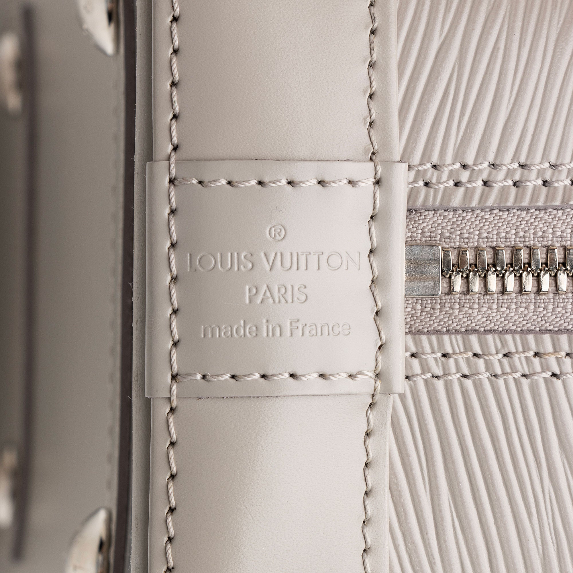 Louis Vuitton Epi Leather Alma PM Satchel (SHF-nM4eEK)