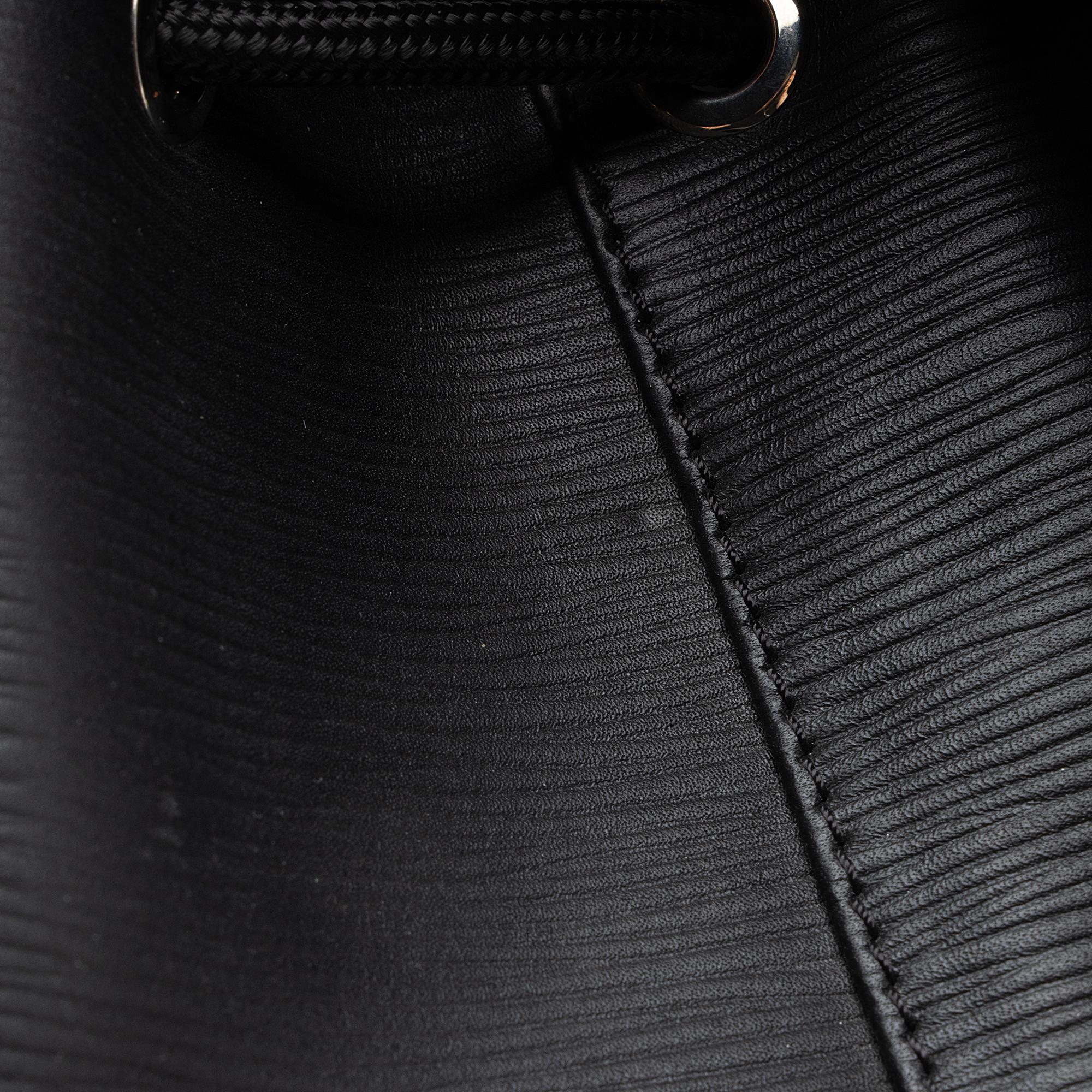 Louis Vuitton Epi Leather Christopher PM Backpack (SHF-22670)