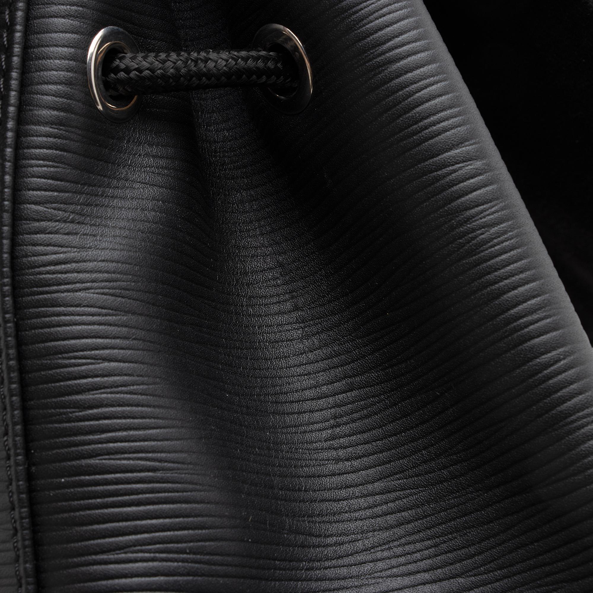 Louis Vuitton Epi Leather Christopher PM Backpack (SHF-22670)