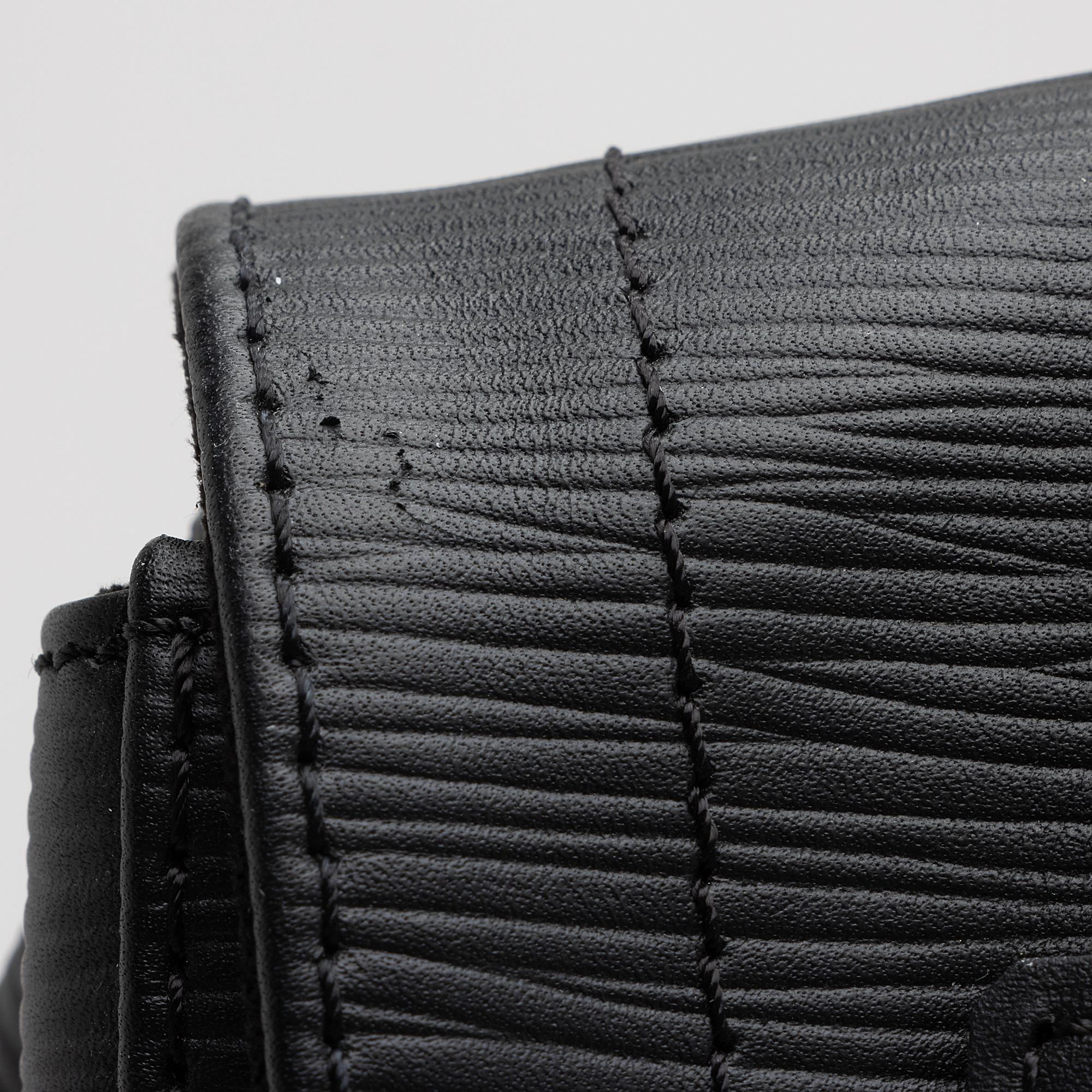 Louis Vuitton Epi Leather Christopher PM Backpack (SHF-22670)