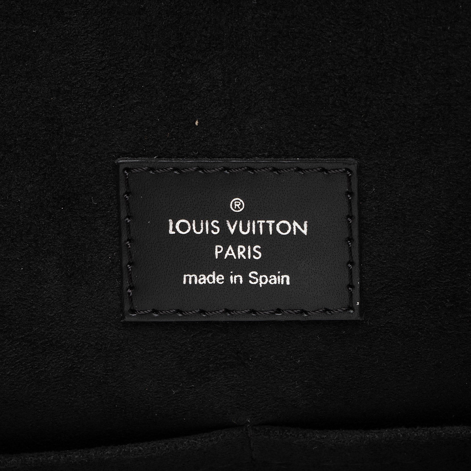 Louis Vuitton Epi Leather Cluny BB Satchel (SHF-0f2UPq)