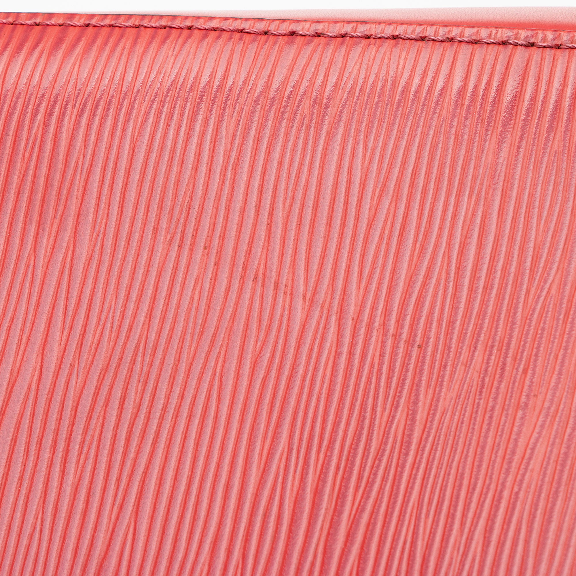 Louis Vuitton Epi Leather Cluny MM Satchel (SHF-0nGtw1)