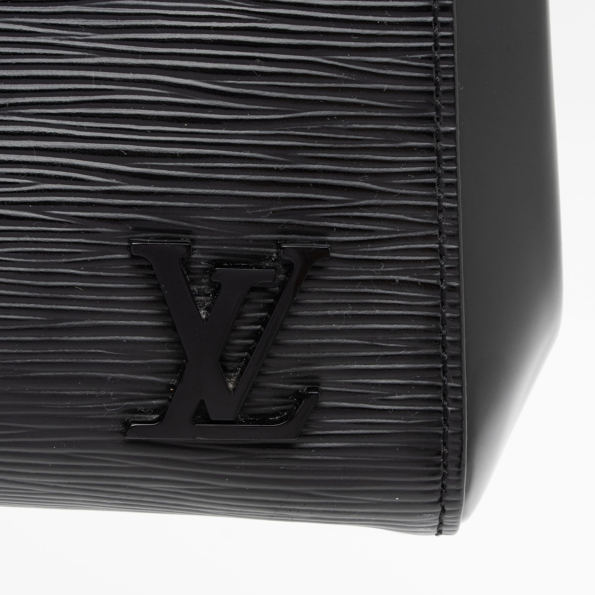 Louis Vuitton Epi Leather Cluny MM Satchel (SHF-deMCTk)
