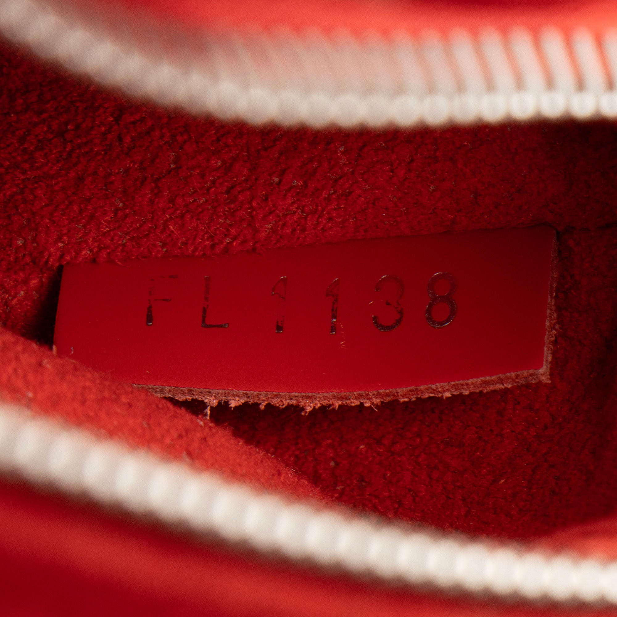 Louis Vuitton Epi Leather Kleber PM Tote (SHF-2hUF3o)