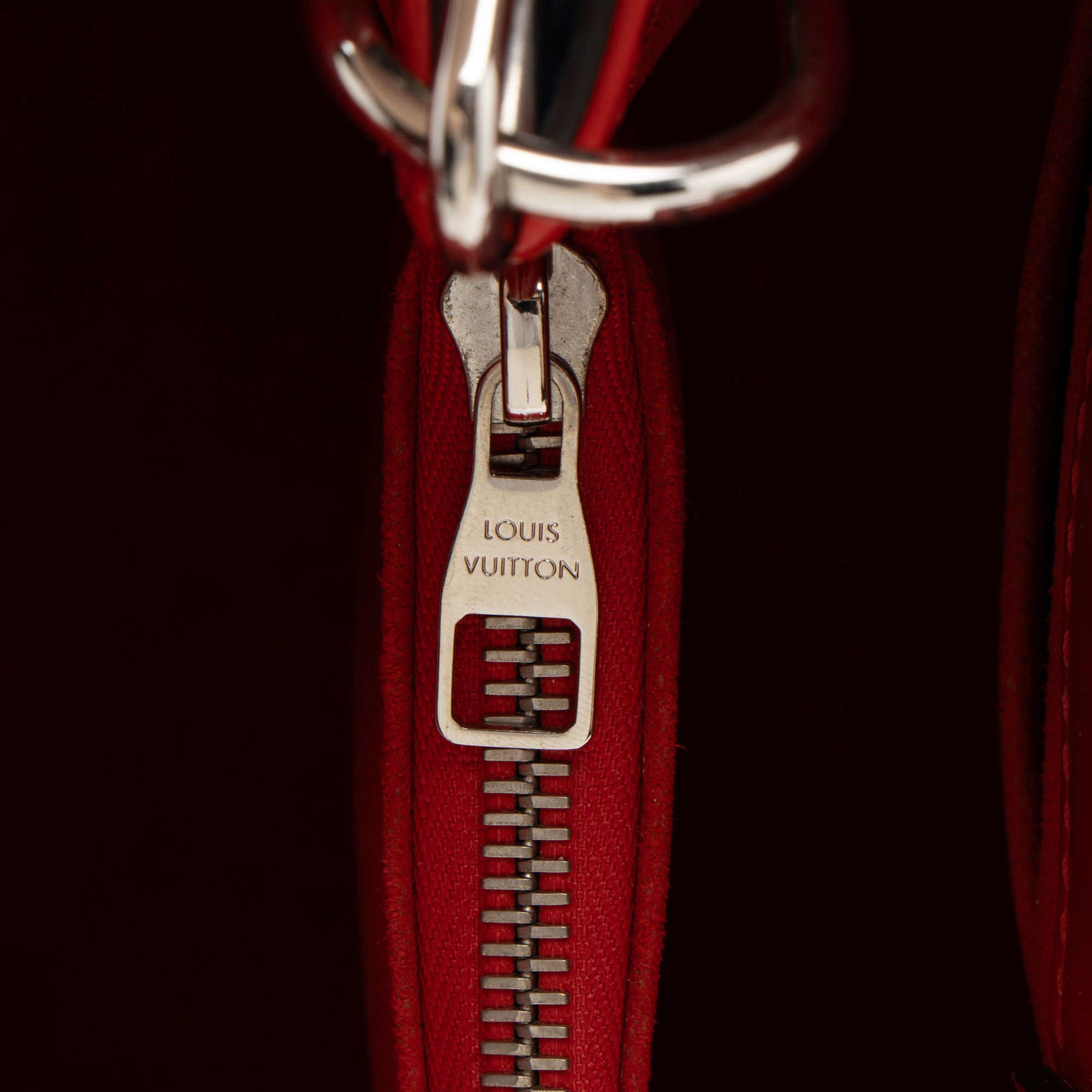 Louis Vuitton Epi Leather Kleber PM Tote (SHF-2hUF3o)