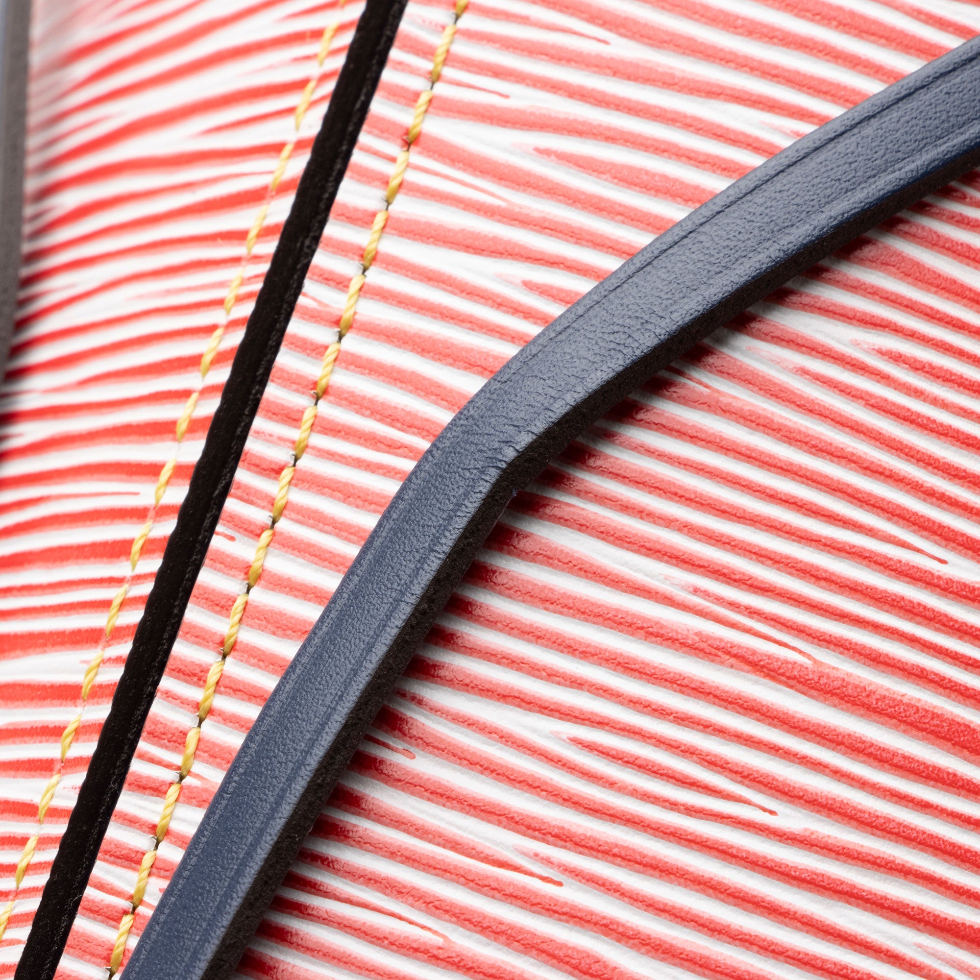 Louis Vuitton Epi Leather Neverfull MM Tote (SHF-CIupRi)