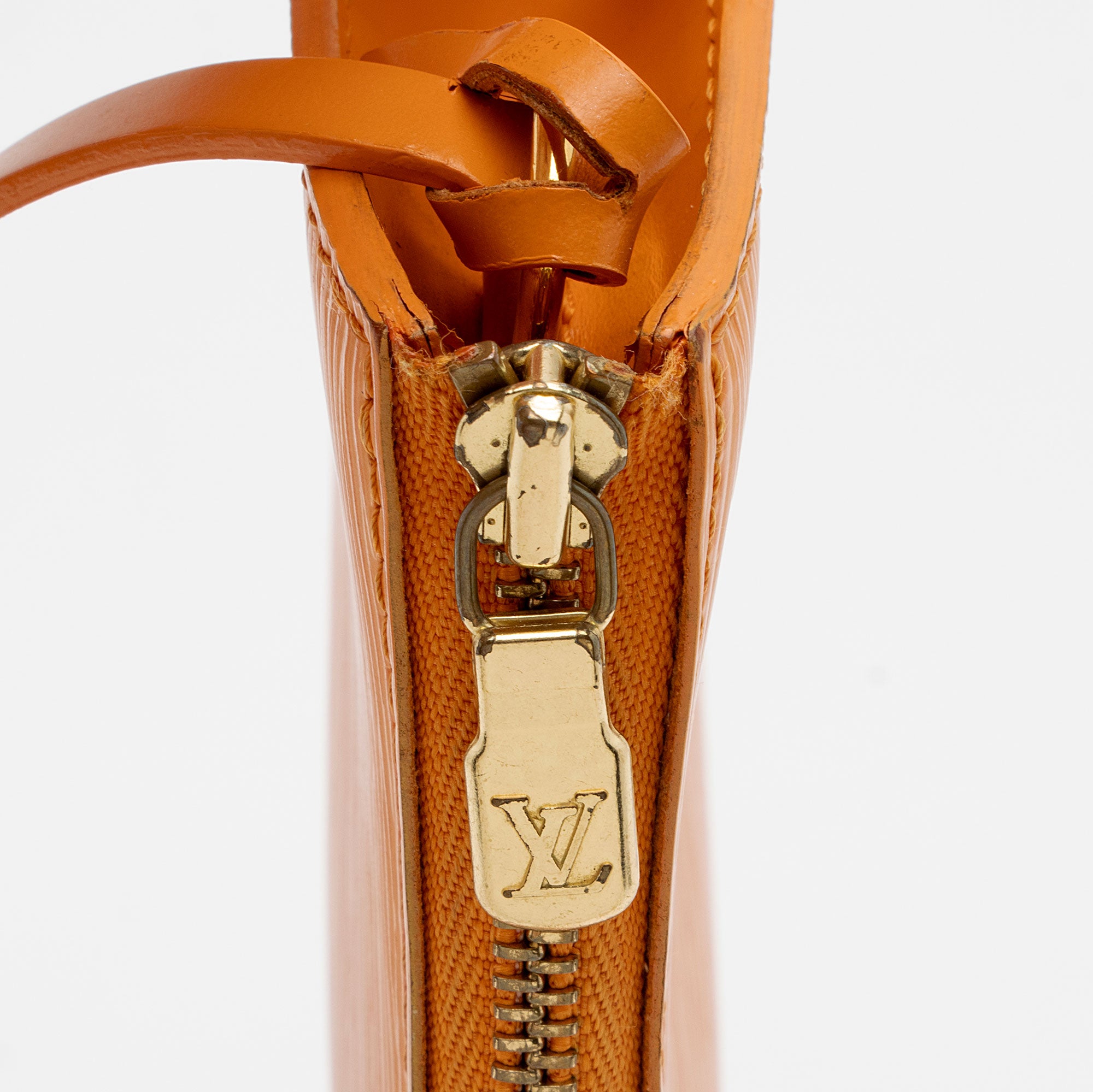 Louis Vuitton Epi Leather Pochette 21 Accessoires (SHF-17013)