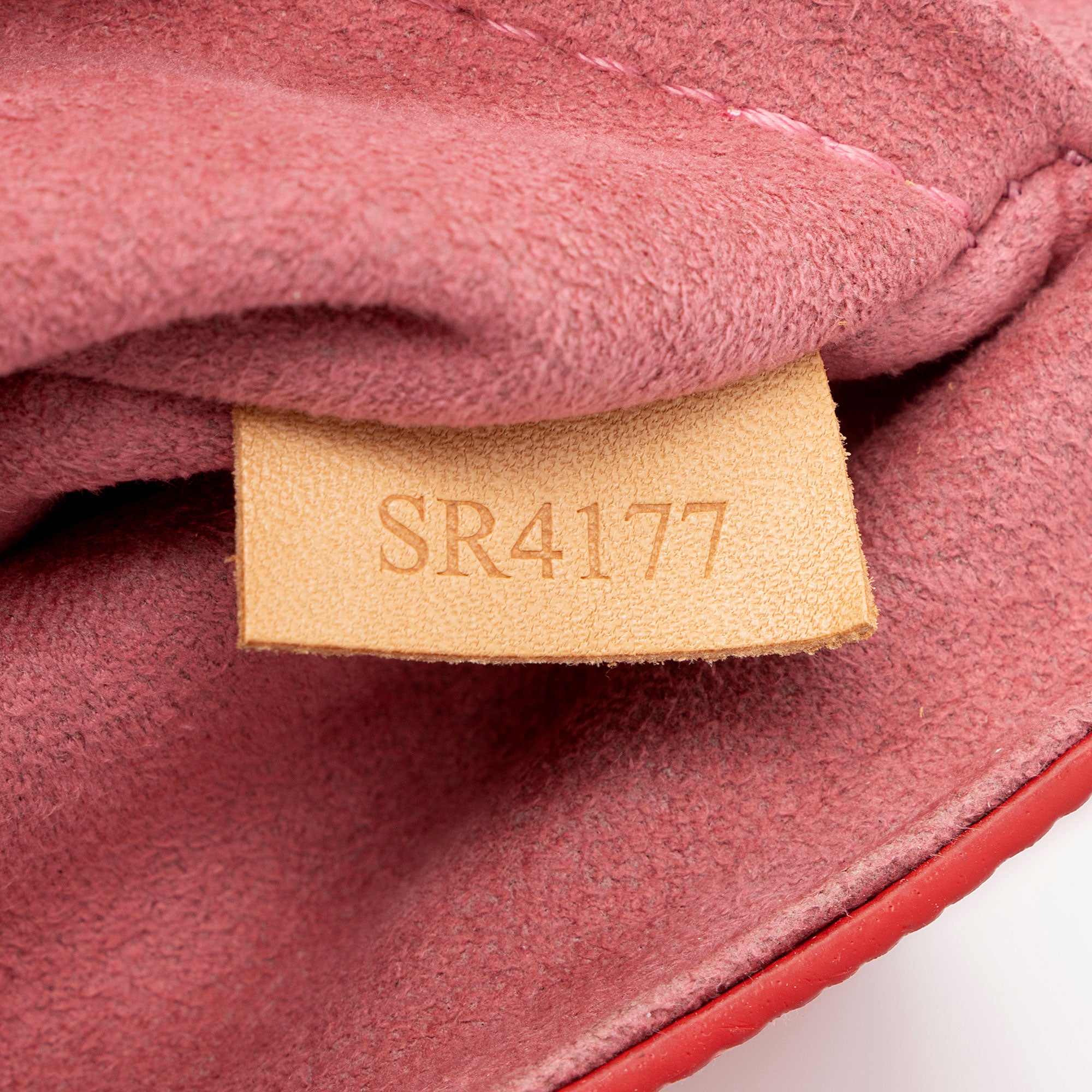 Louis Vuitton Epi Leather Twist MM Shoulder Bag