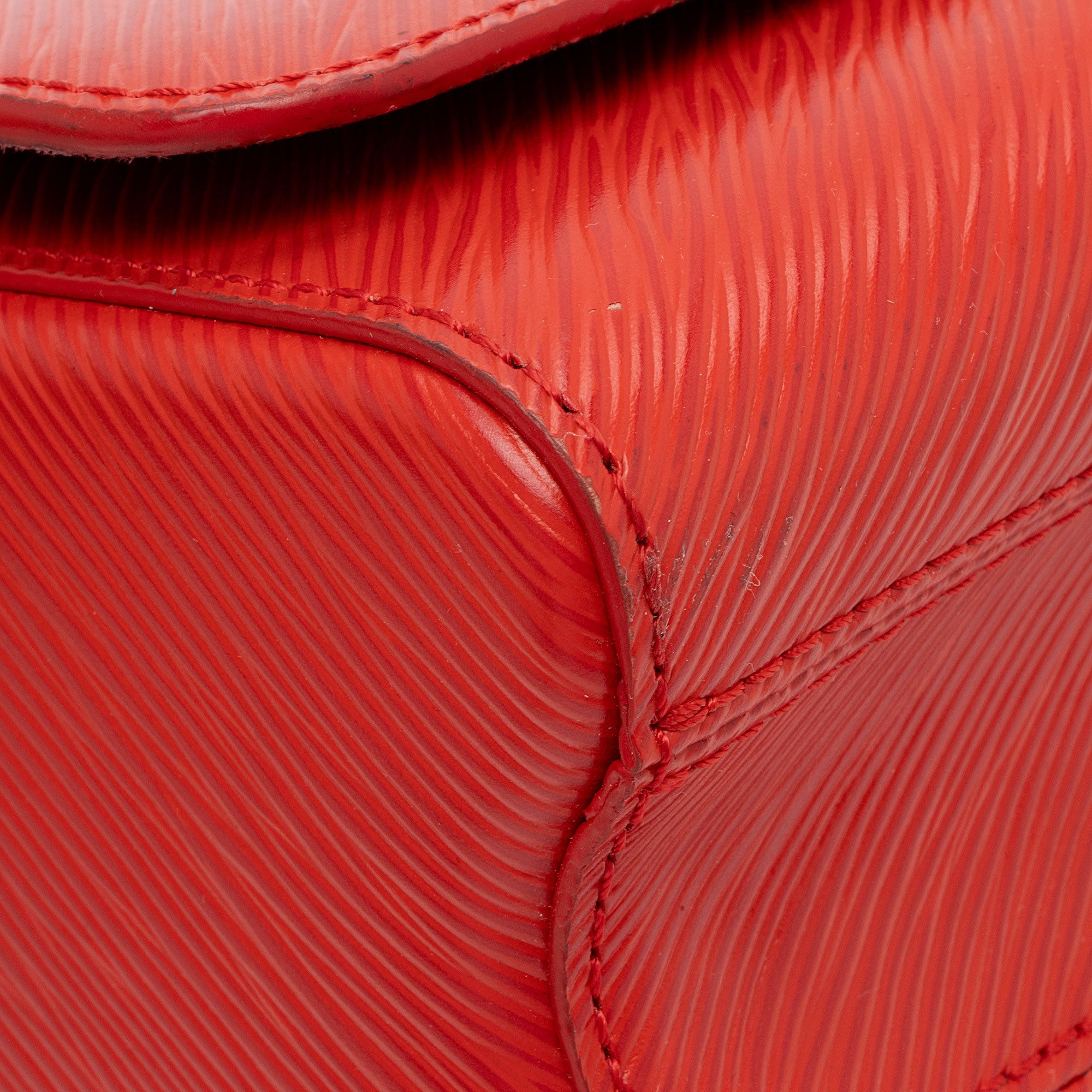 Louis Vuitton Epi Leather Twist MM Shoulder Bag