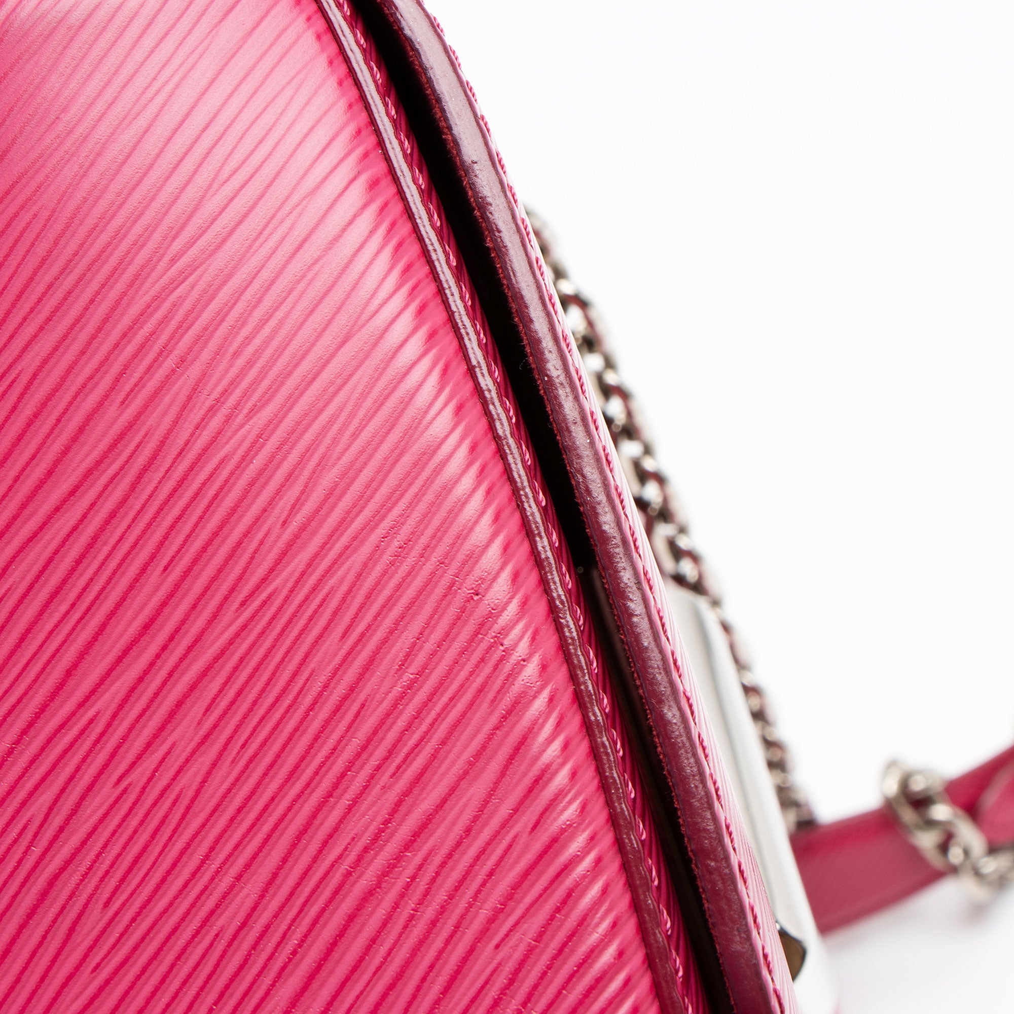 Louis Vuitton Epi Leather Twist MM Shoulder Bag