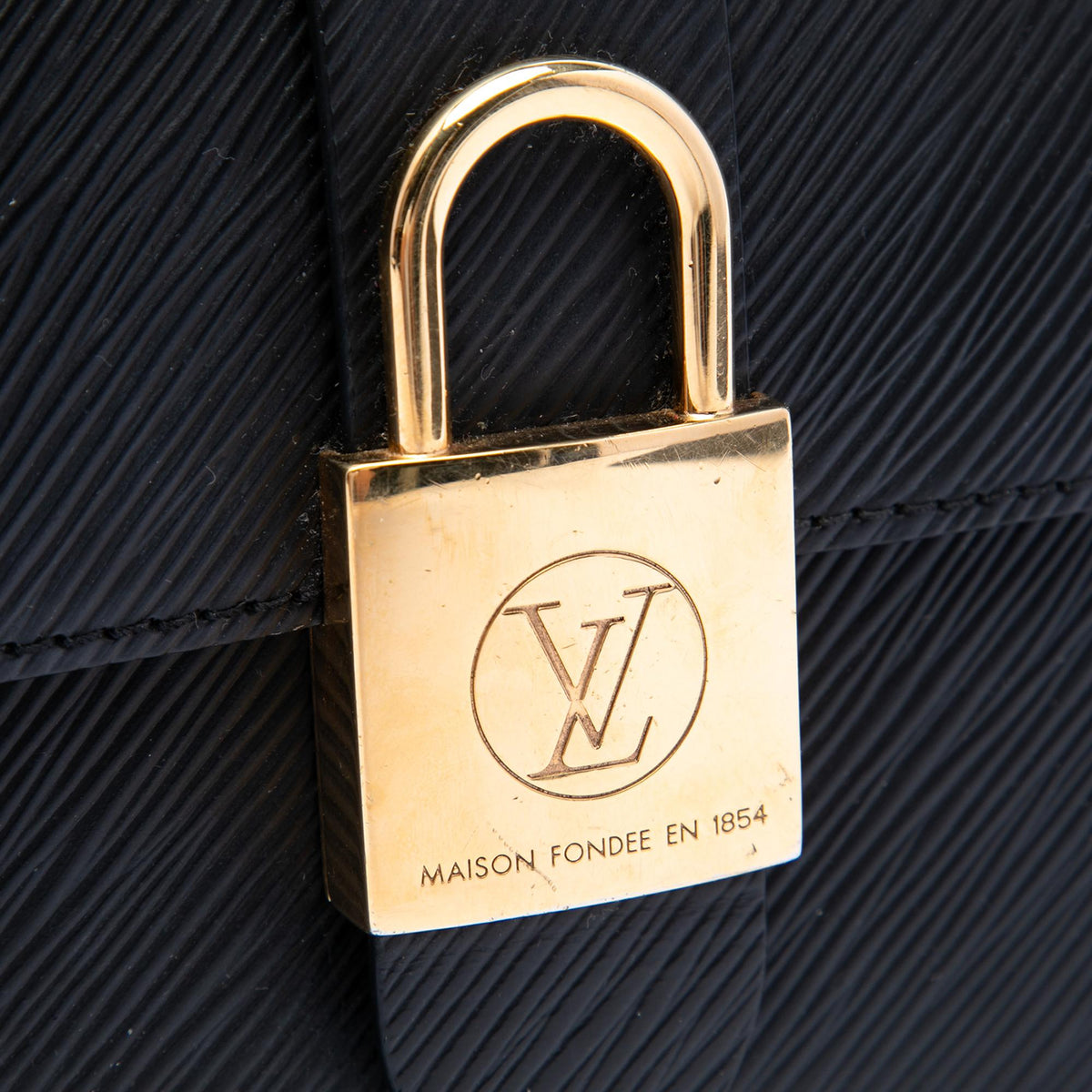 Louis Vuitton Epi Locky BB