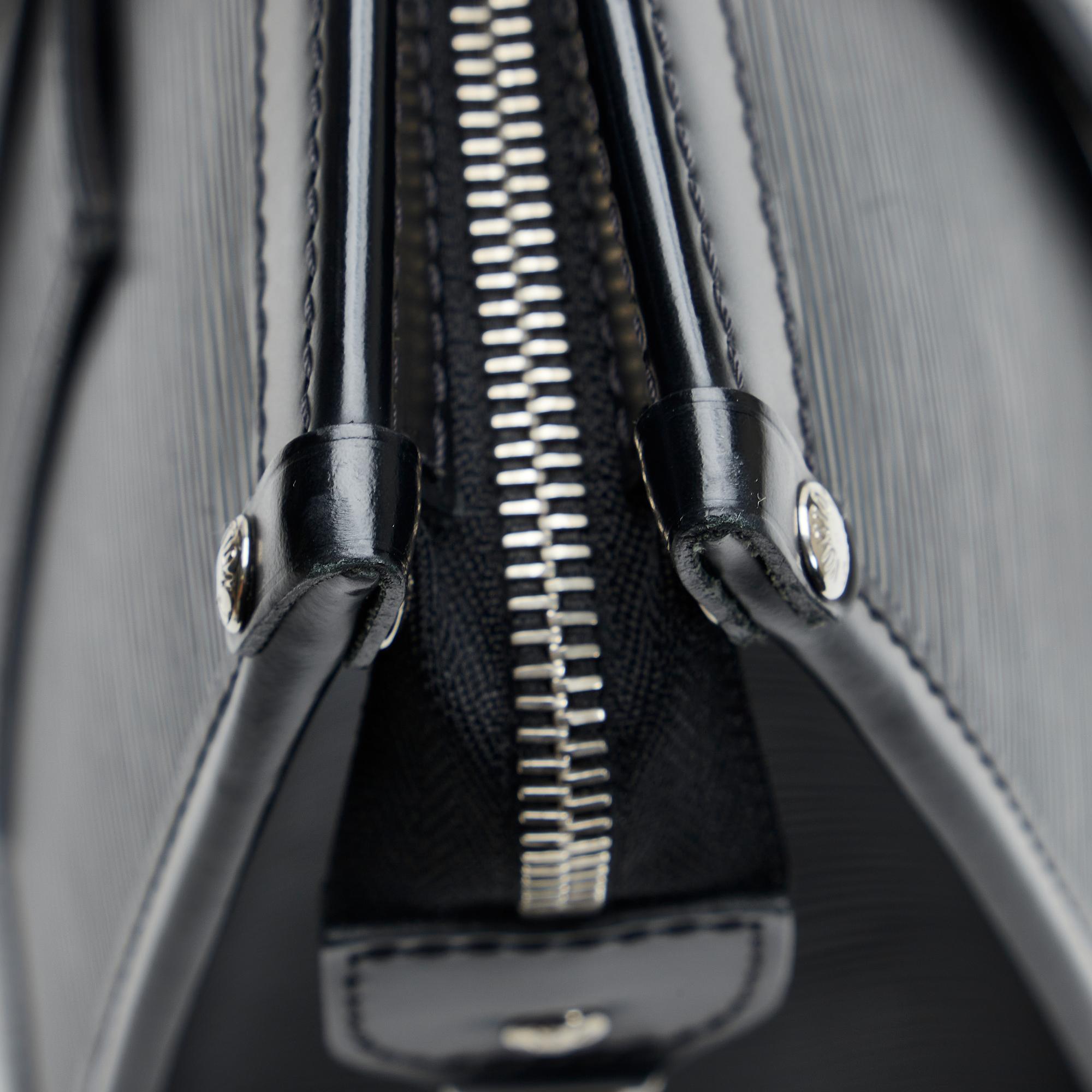 Louis Vuitton Epi Madeleine GM (SHG-krvazq)