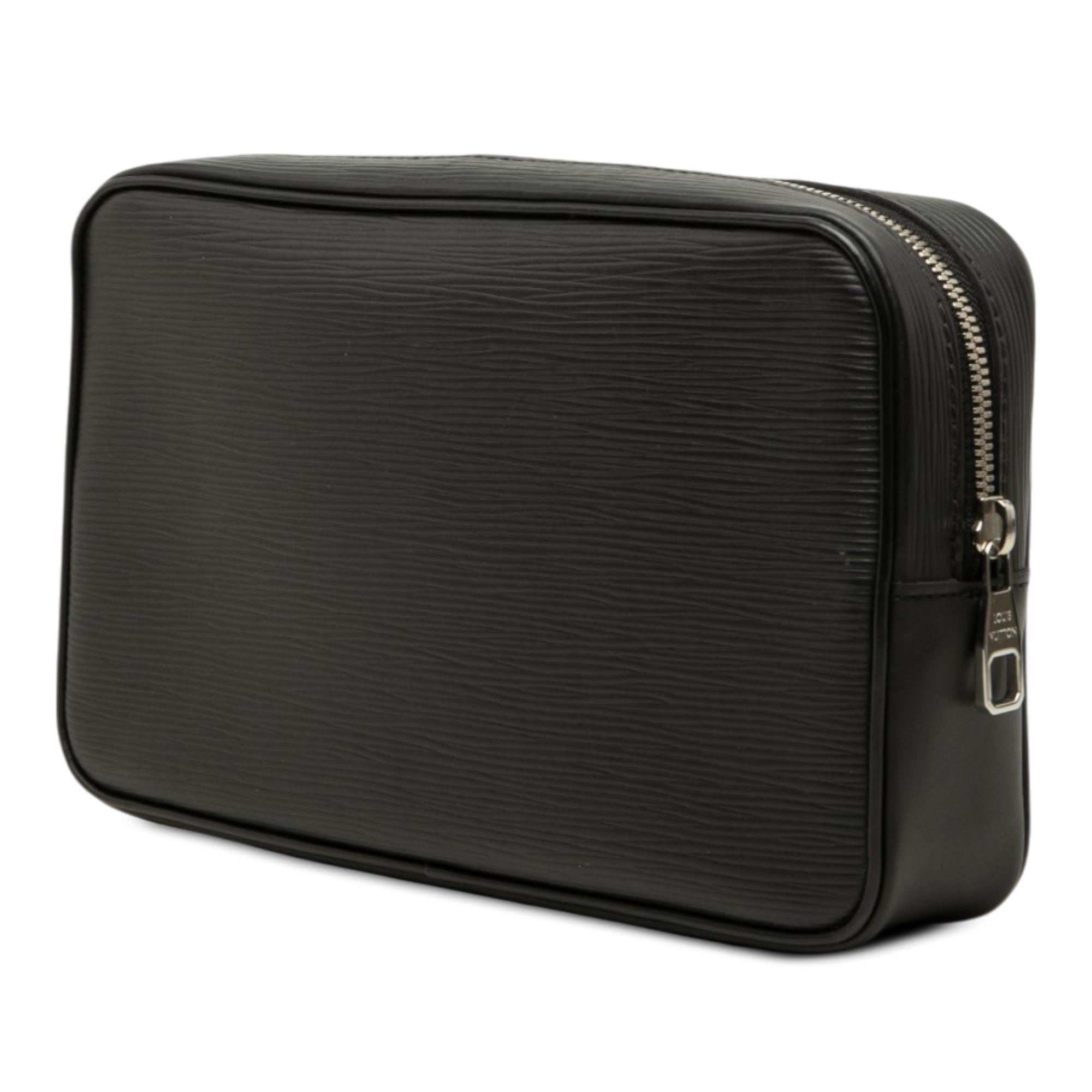 Louis Vuitton Epi Neo Hoche Clutch