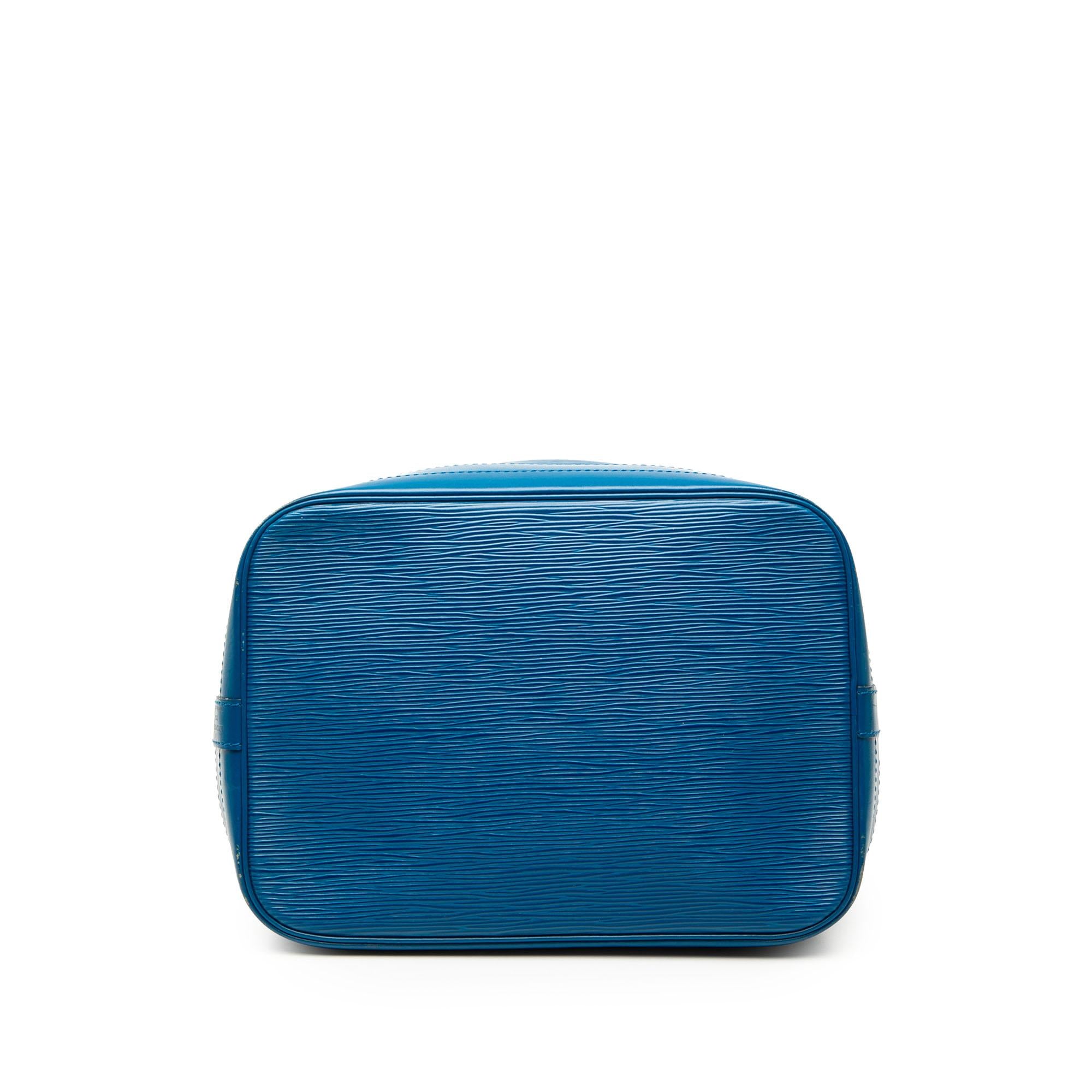 Louis Vuitton Epi Noe GM