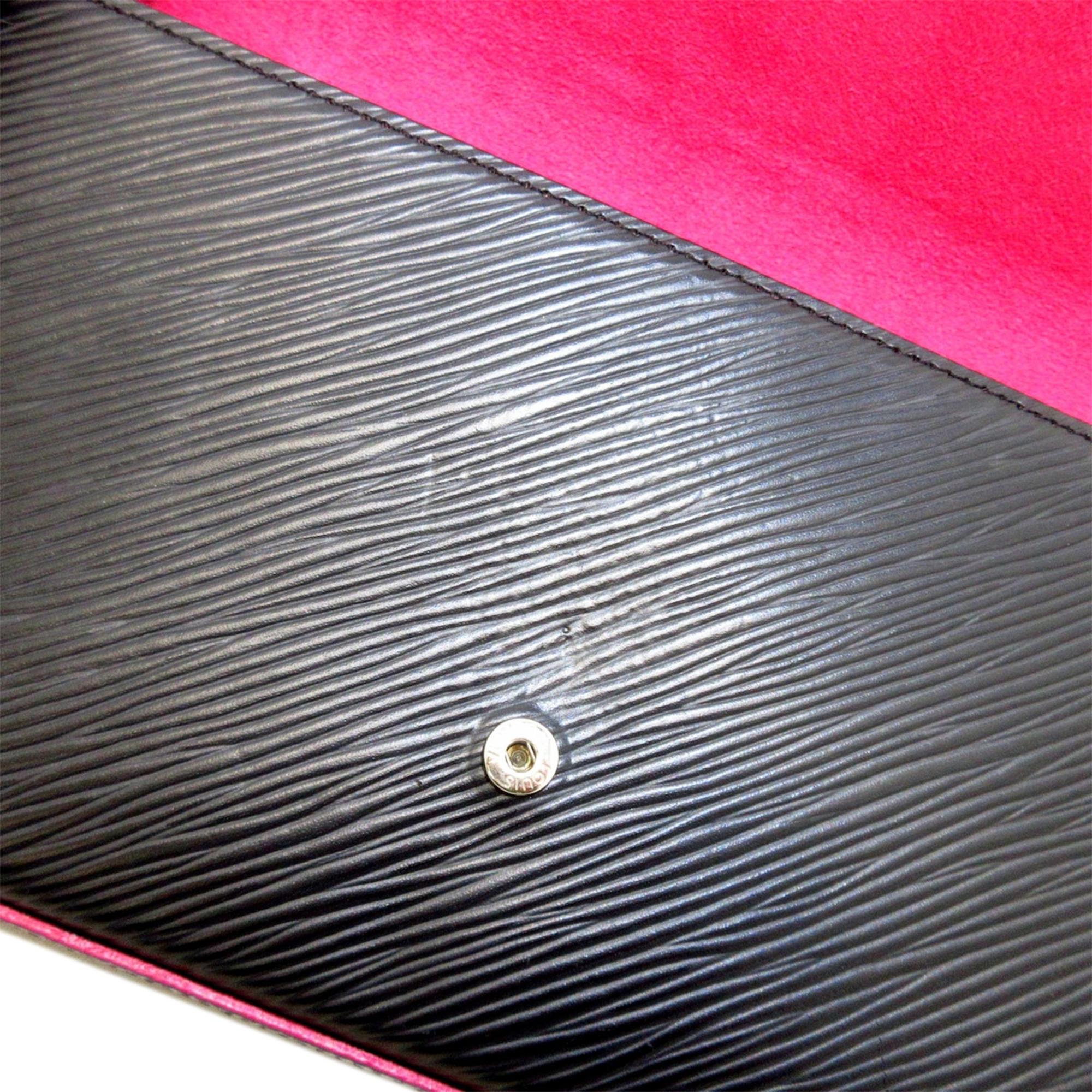 Louis Vuitton Epi Pochette Felicie (SHG-Nc7QUM)