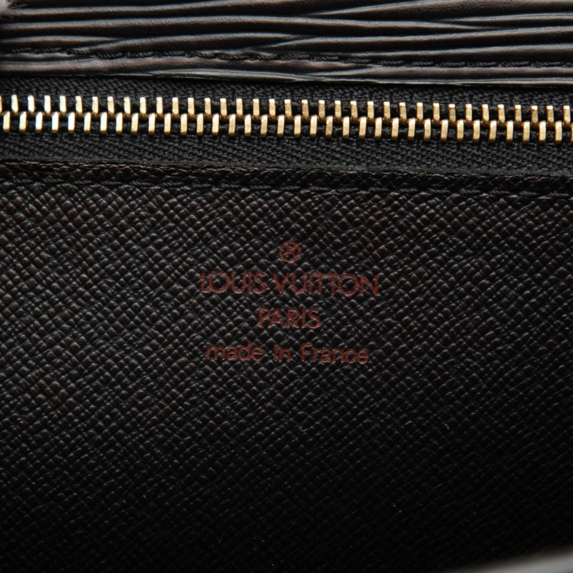 Louis Vuitton Epi Pochette Sellier Dragonne