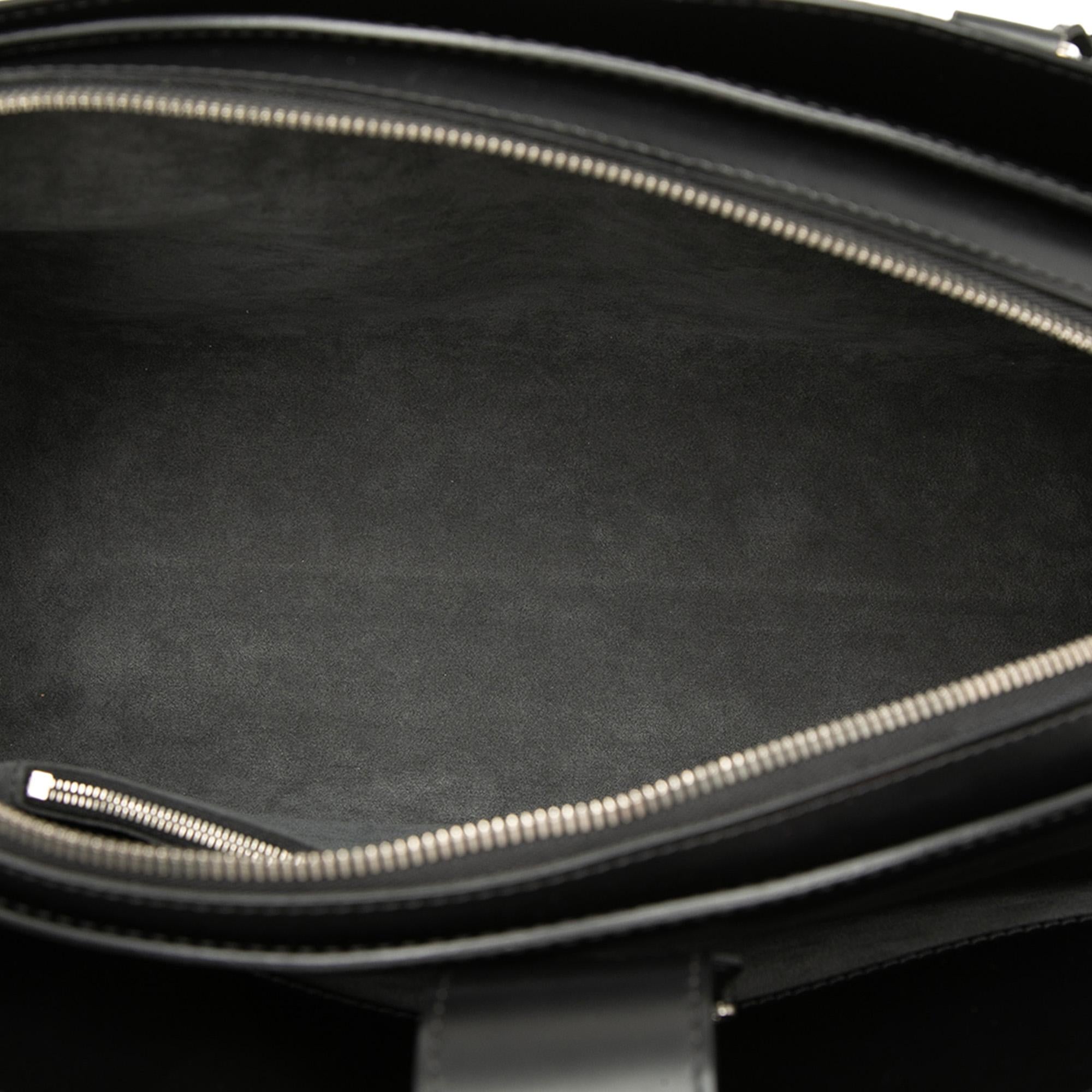 Louis Vuitton Epi Pont Neuf GM